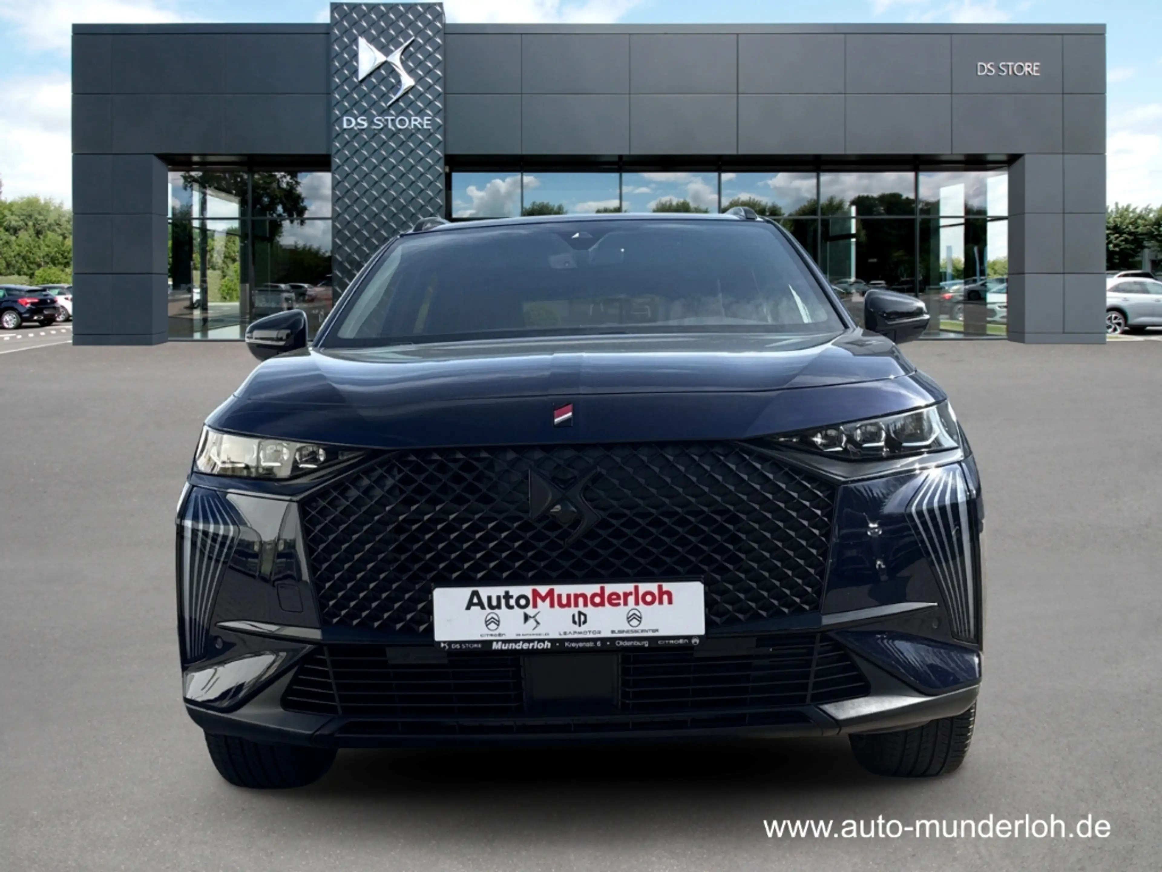 DS Automobiles DS 7 Performance Line+ BlueHDi130 EAT8 NAVI KLIMAAUTOM. — photo 2