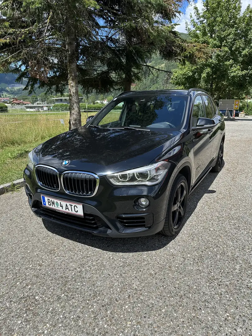 BMW X1 X1 sDrive18d Sport Line Aut. Sport Line Schwarz - 1