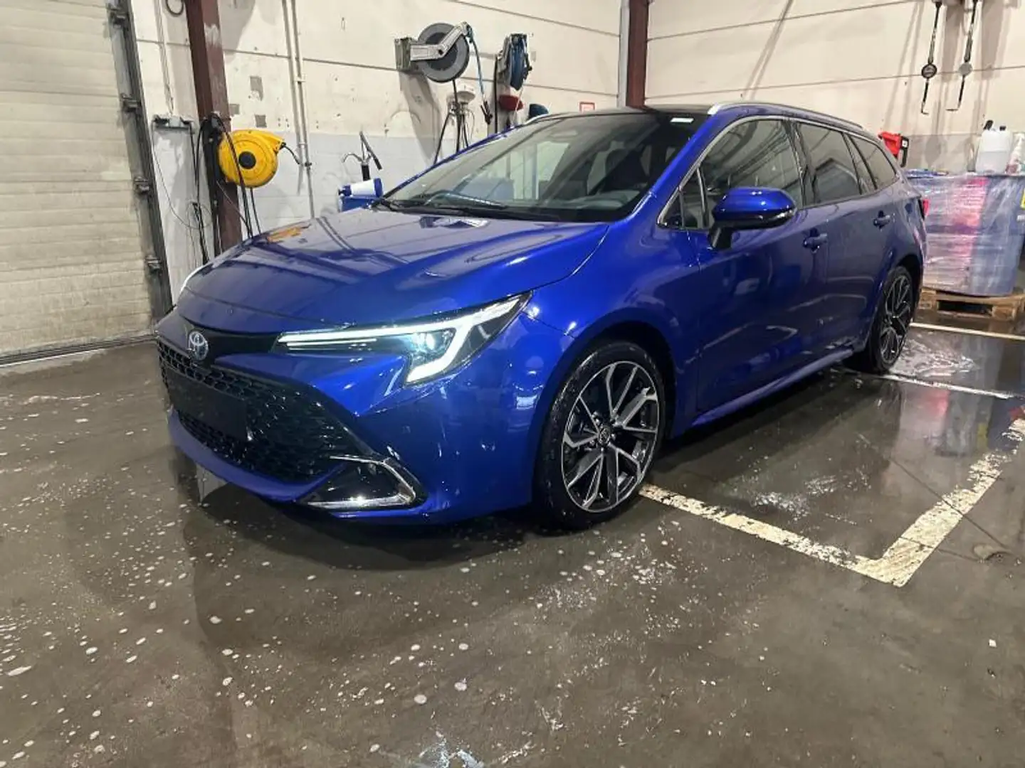 Toyota Corolla Premium Blau - 2