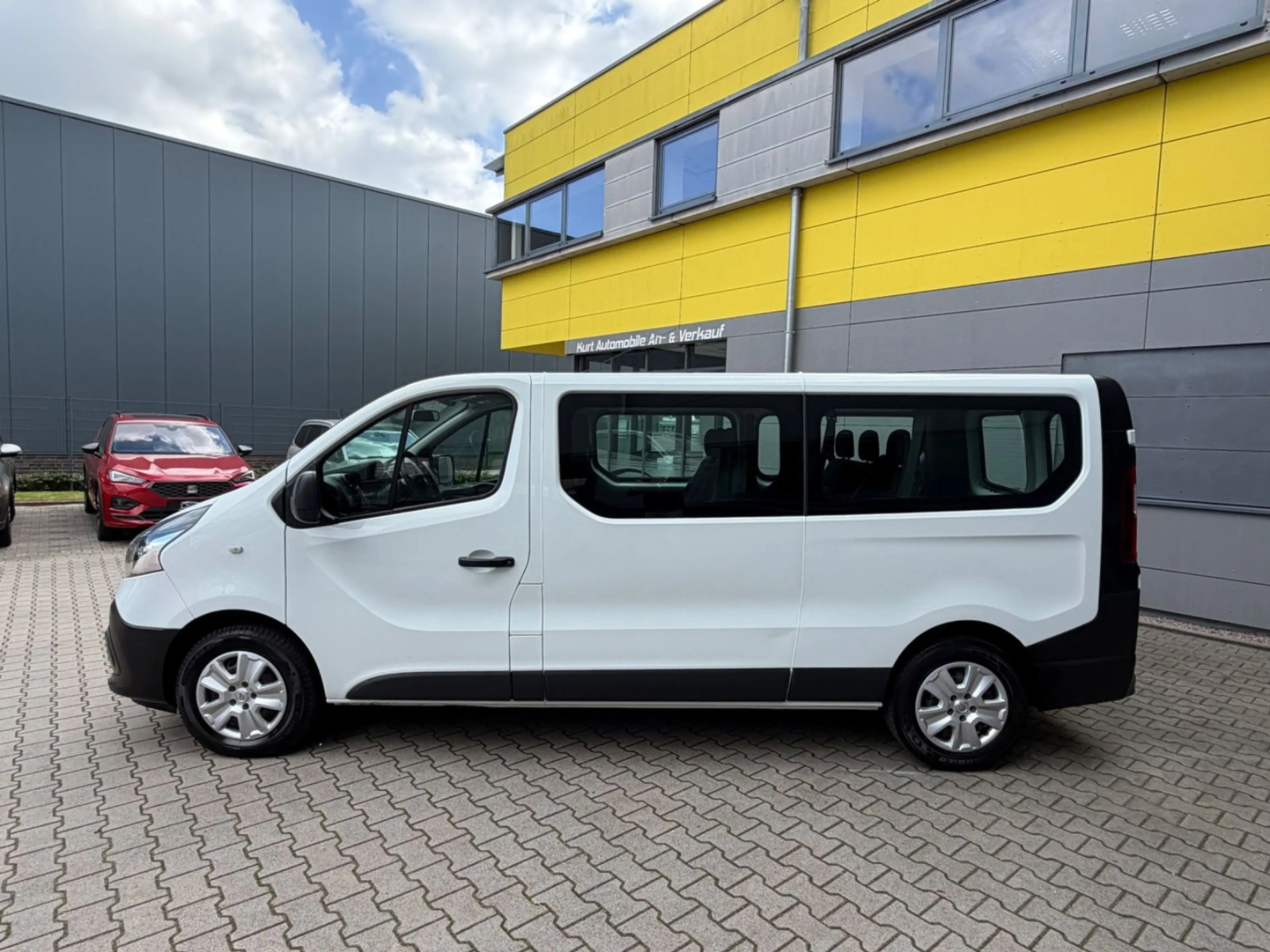 Renault Trafic Combi L2H1/KAMERA/NAVI/TOUCH/KLIMA/9 SITZ — photo 4