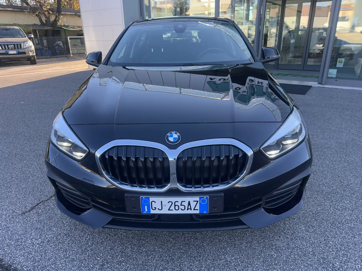 BMW 118 118d 5P Sport auto my18 150cv E6D '17 PDC Navi IVA Noir - 2