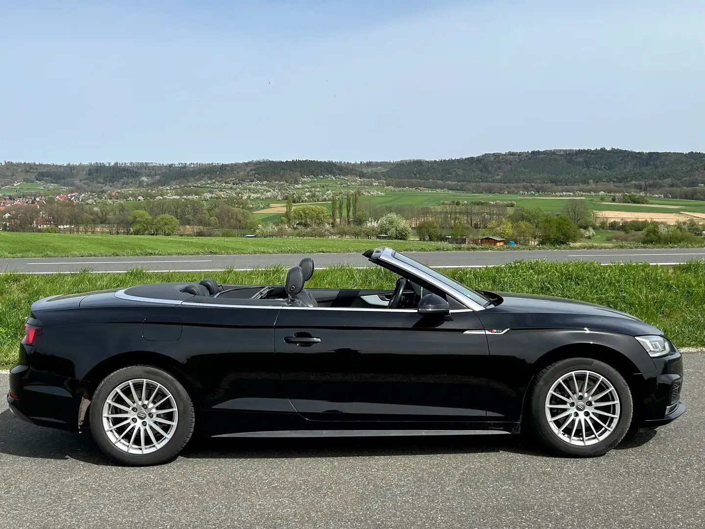 Audi A5 A5 Cabrio 2.0 TFSI S tronic sport Schwarz - 1