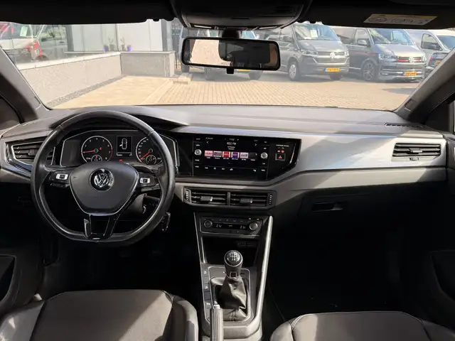 Volkswagen Polo view 13