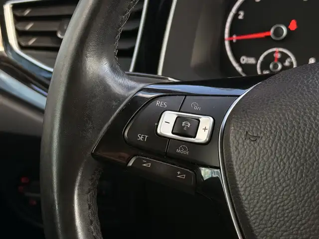 Volkswagen Polo view 16