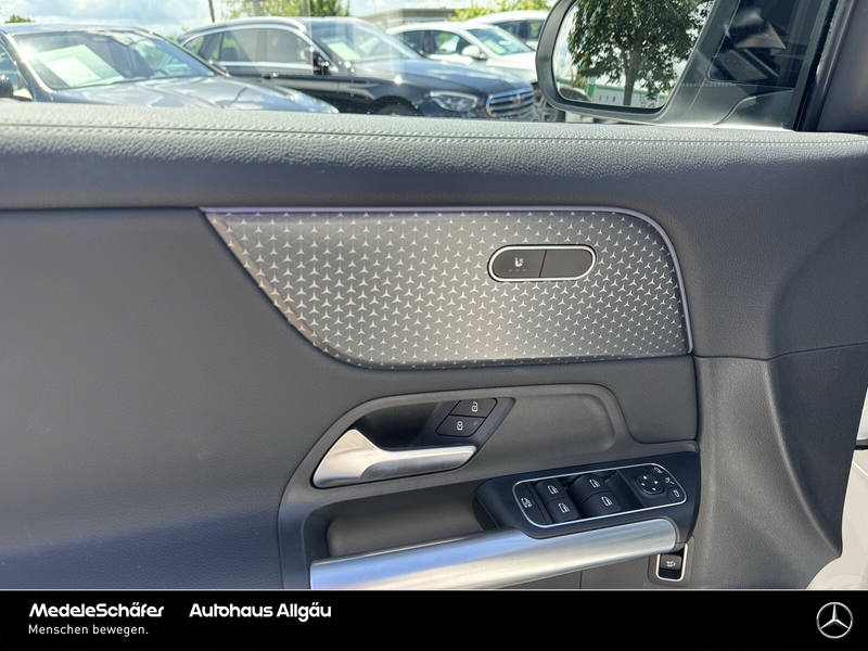 Mercedes-Benz GLA 200 GLA 200 Progressive Night AHK Pano MultiLED Dist — photo 6