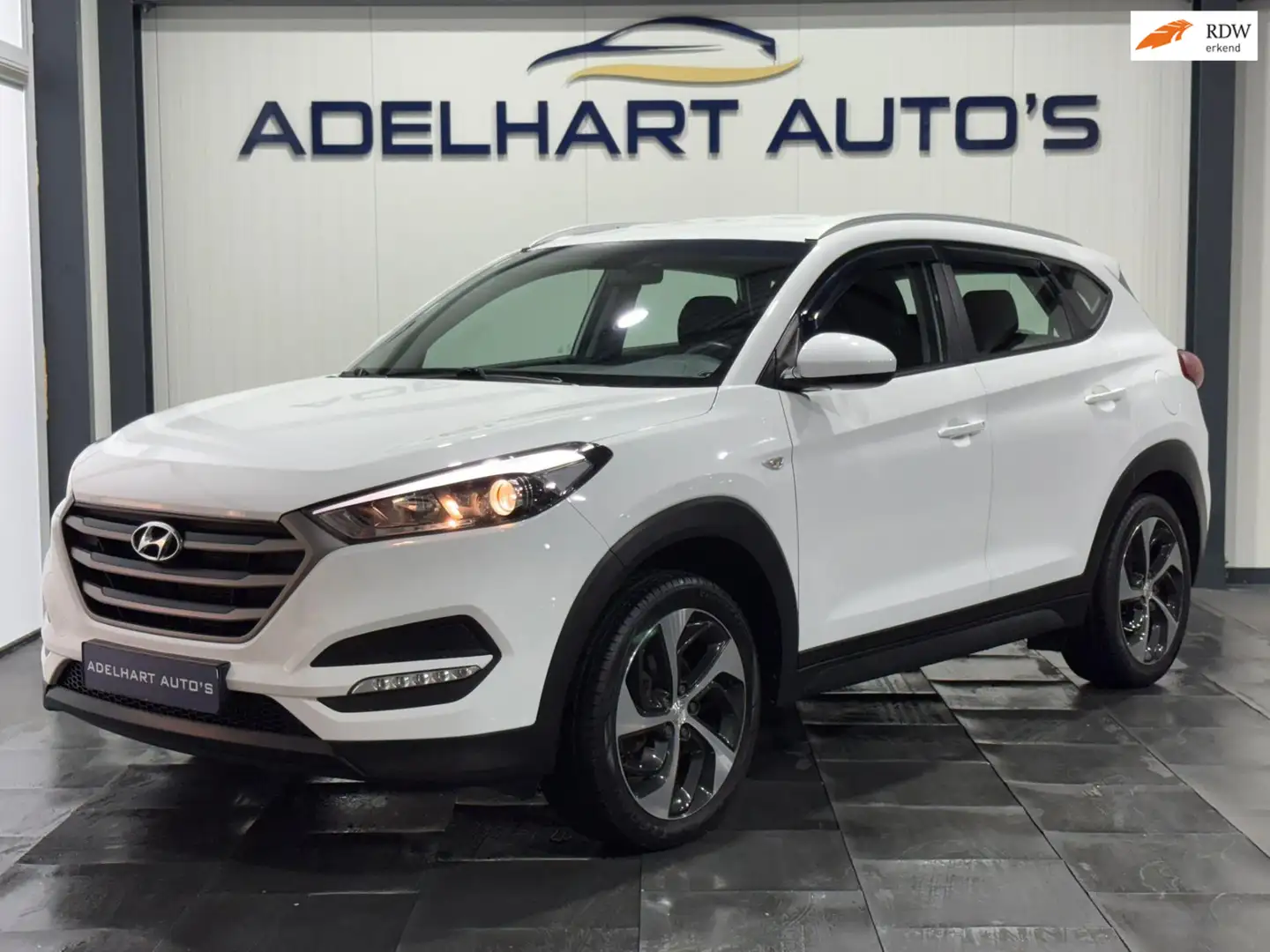 Hyundai TUCSON 1.6 GDi Premium / Navigatie full map / Camera / Cr Blanc - 1