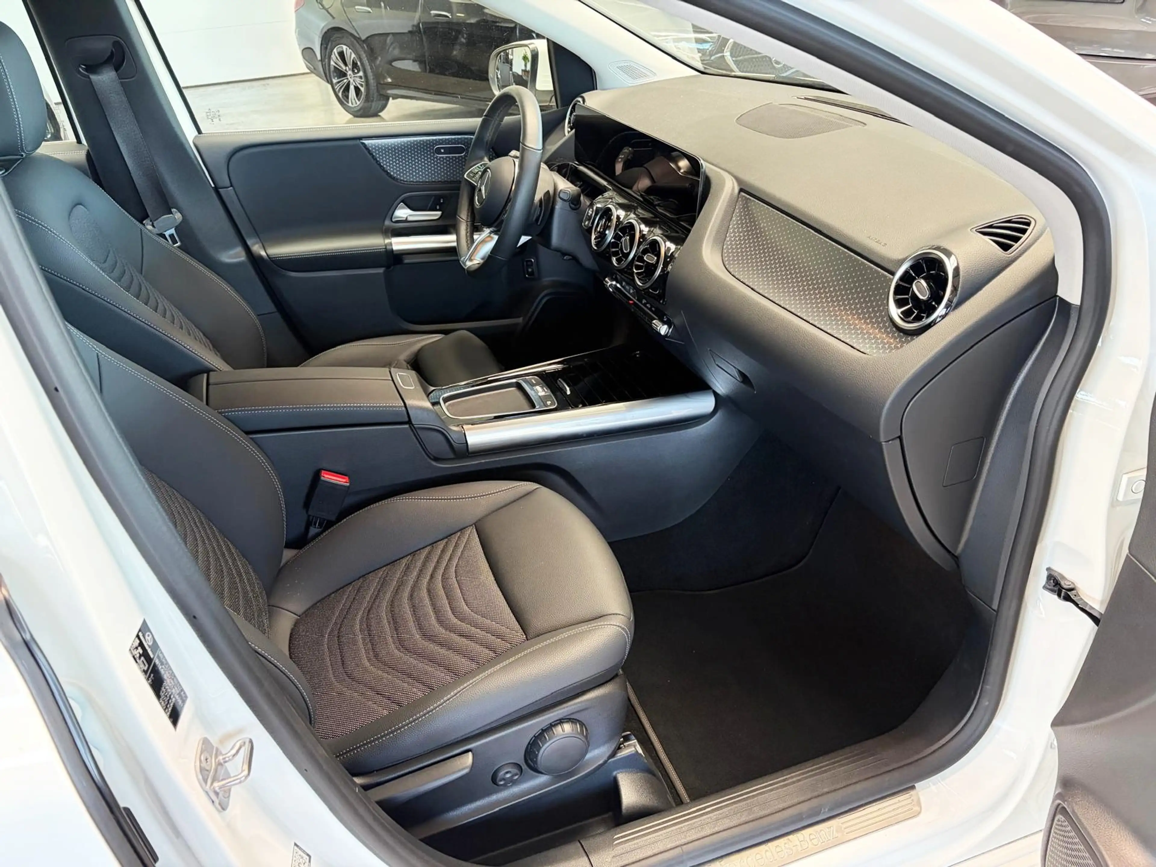 Mercedes-Benz B 200 PROGRESIVE KAMERA EL.HECKKLAPPE — photo 5