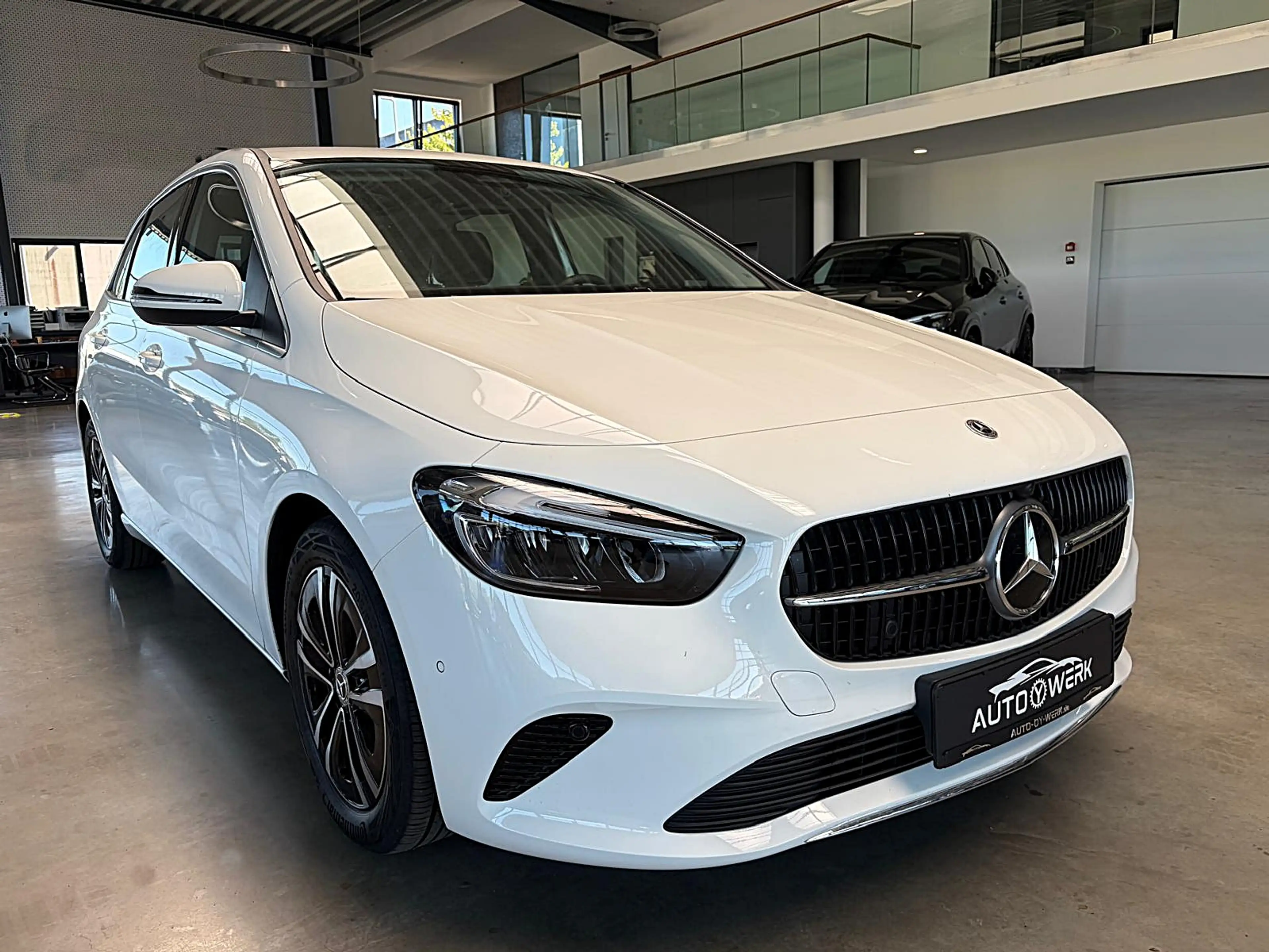 Mercedes-Benz B 200 PROGRESIVE KAMERA EL.HECKKLAPPE — photo 2