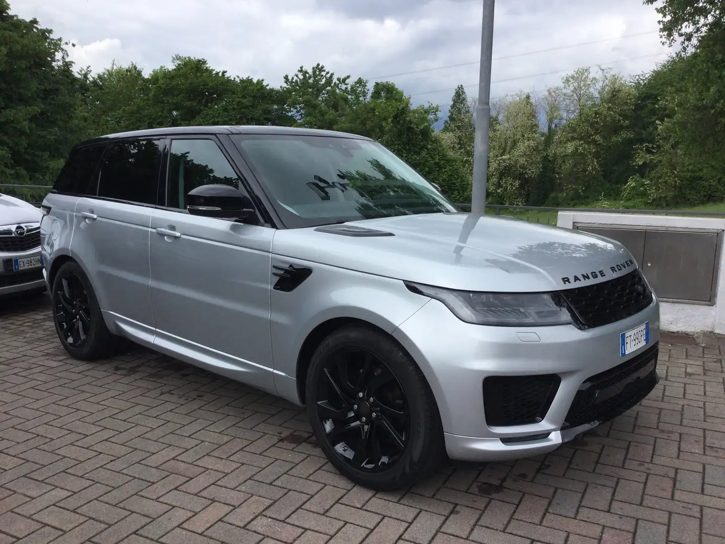 Land Rover Range Rover Sport Range Rover Sport 3.0 sdV6 Dynamic 249cv auto my19 Argent - 2