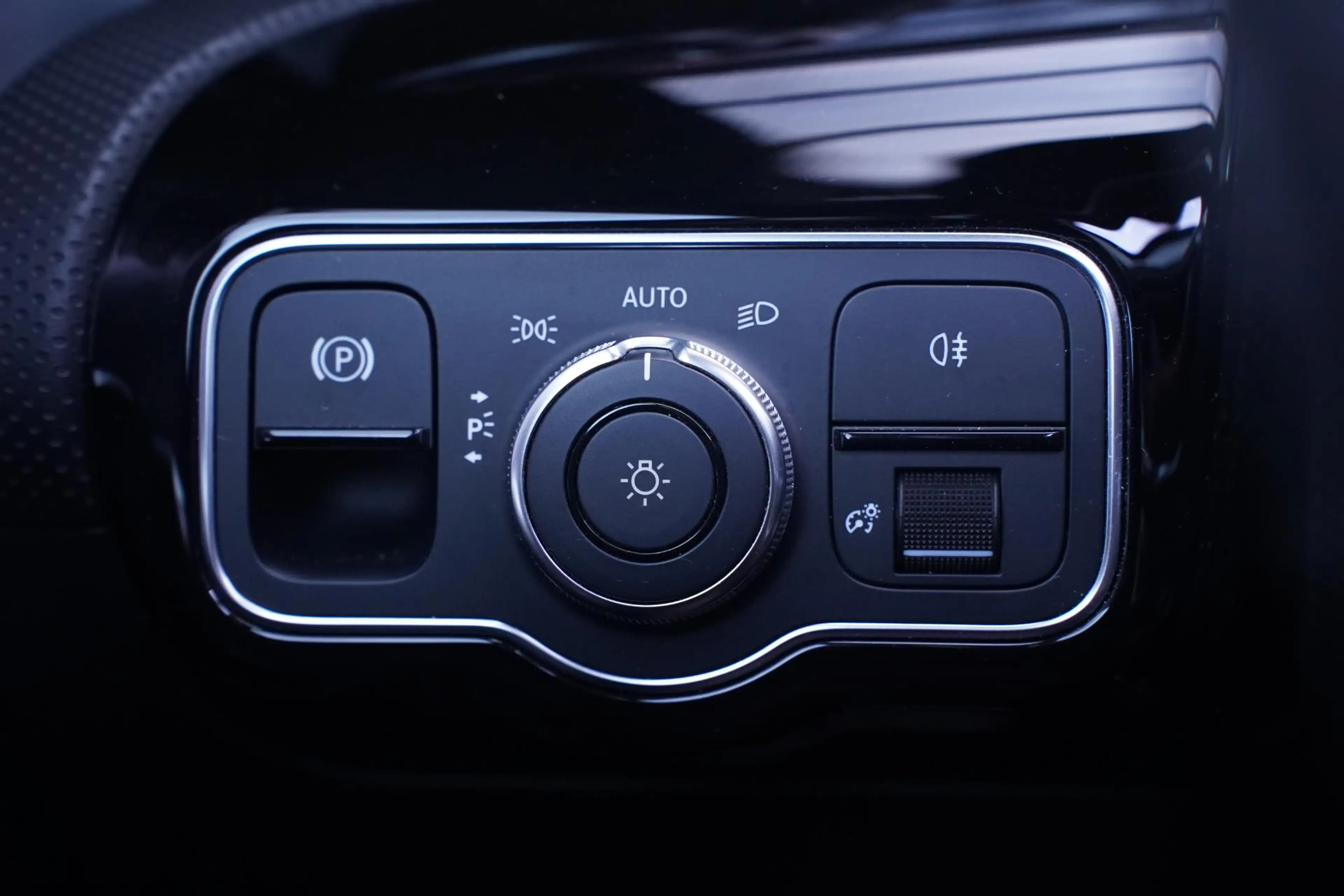 Mercedes-Benz CLA 250 Shooting Brake e Business Solution AMG Limited SOH — photo 37
