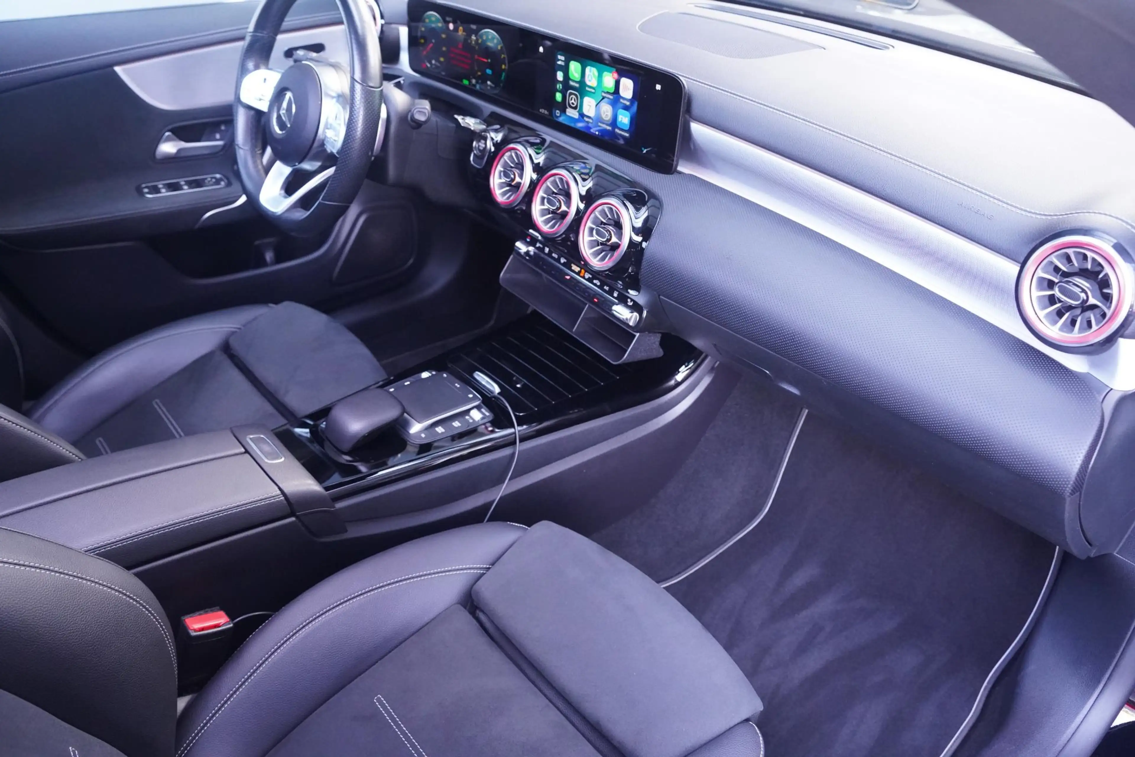 Mercedes-Benz CLA 250 Shooting Brake e Business Solution AMG Limited SOH — photo 11