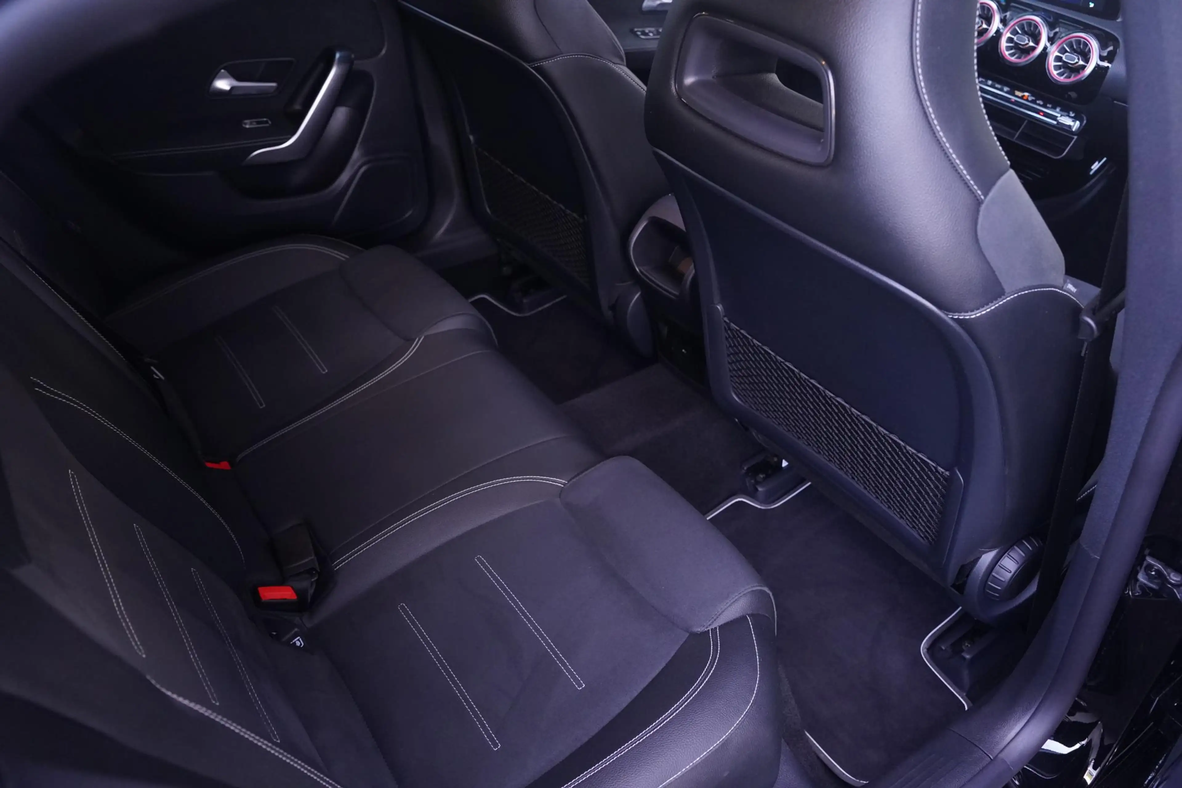 Mercedes-Benz CLA 250 Shooting Brake e Business Solution AMG Limited SOH — photo 19