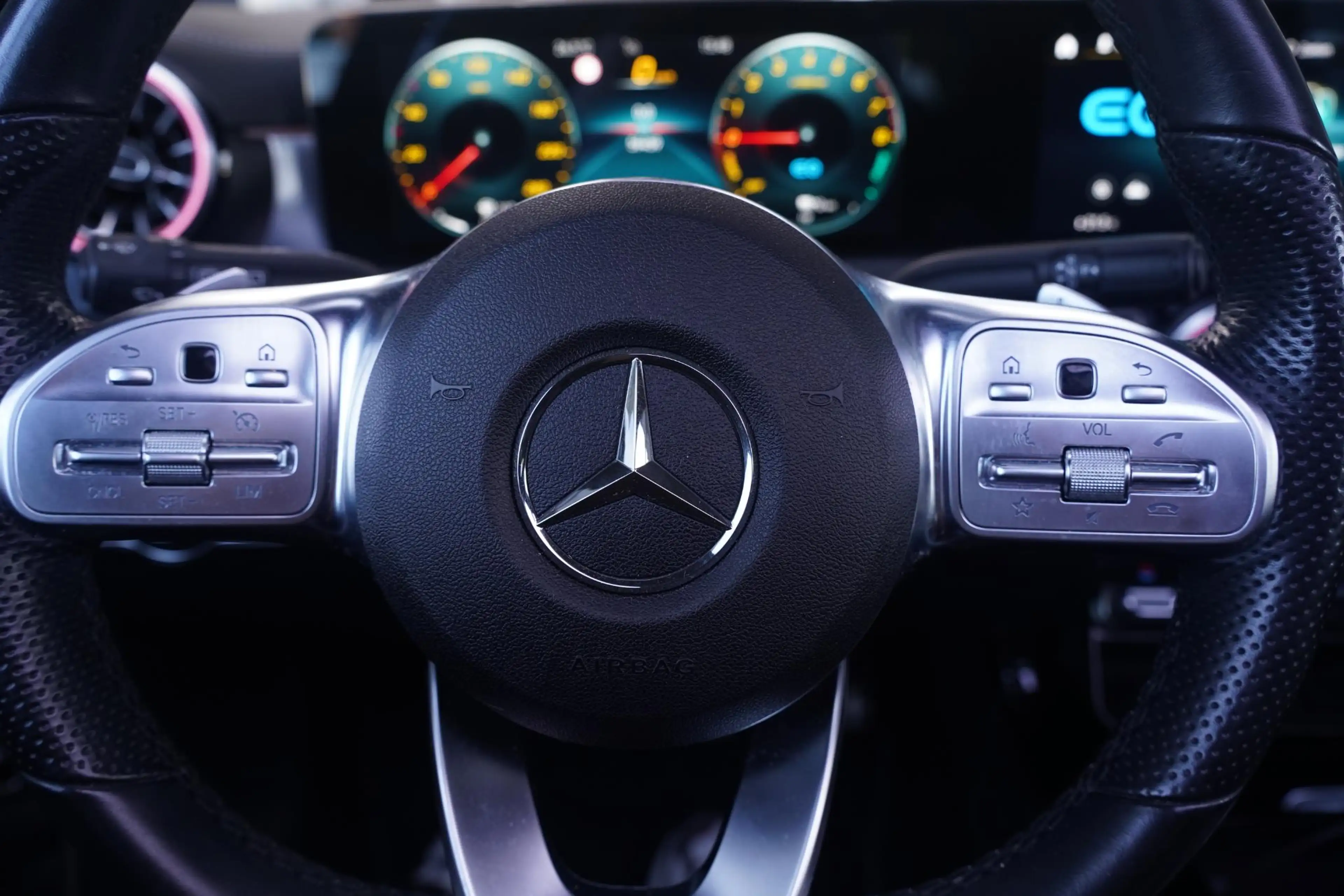 Mercedes-Benz CLA 250 Shooting Brake e Business Solution AMG Limited SOH — photo 13