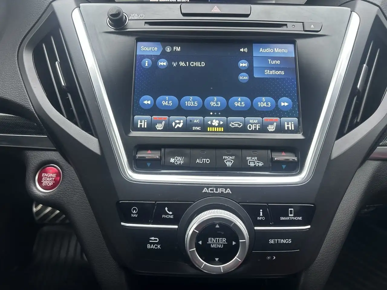 Acura MDX снимка Acura MDX