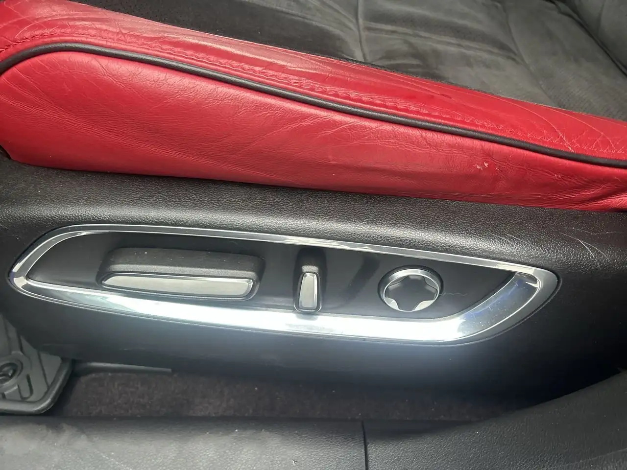 Acura MDX снимка Acura MDX