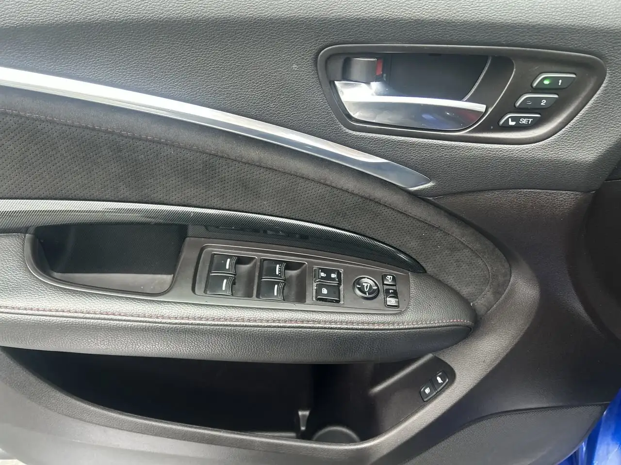 Acura MDX снимка Acura MDX