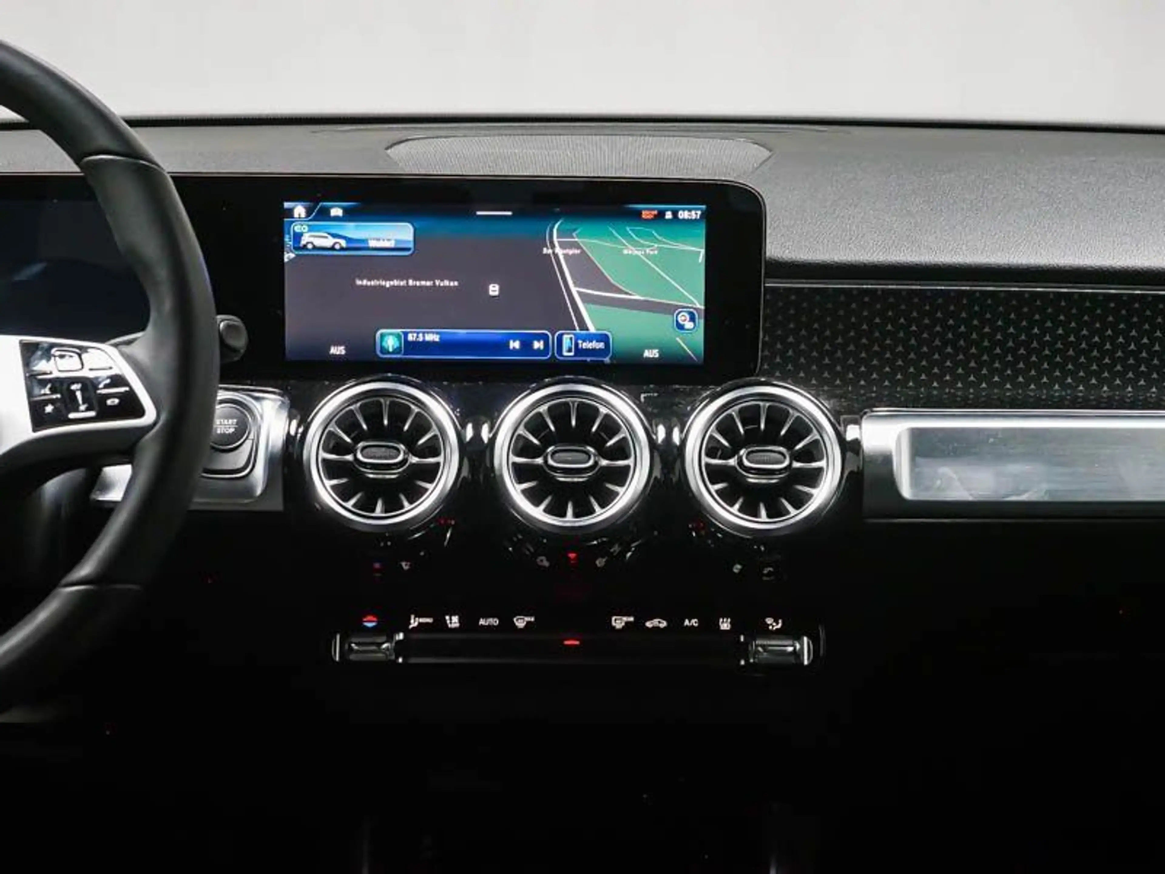 Mercedes-Benz EQB 250 PROGR-ADVANCED MEMORY FAP KAMERA WINTER — photo 8
