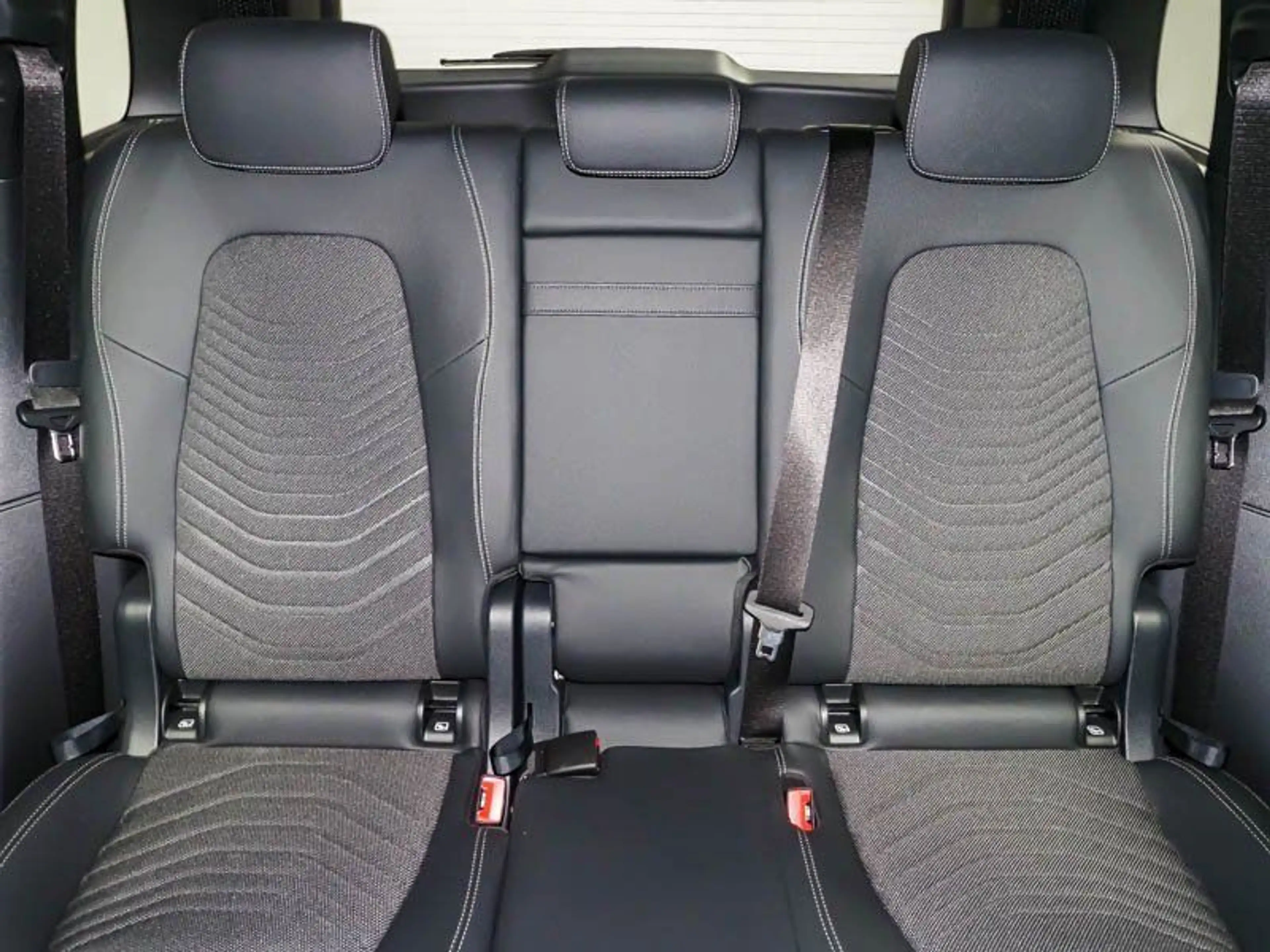 Mercedes-Benz EQB 250 PROGR-ADVANCED MEMORY FAP KAMERA WINTER — photo 10