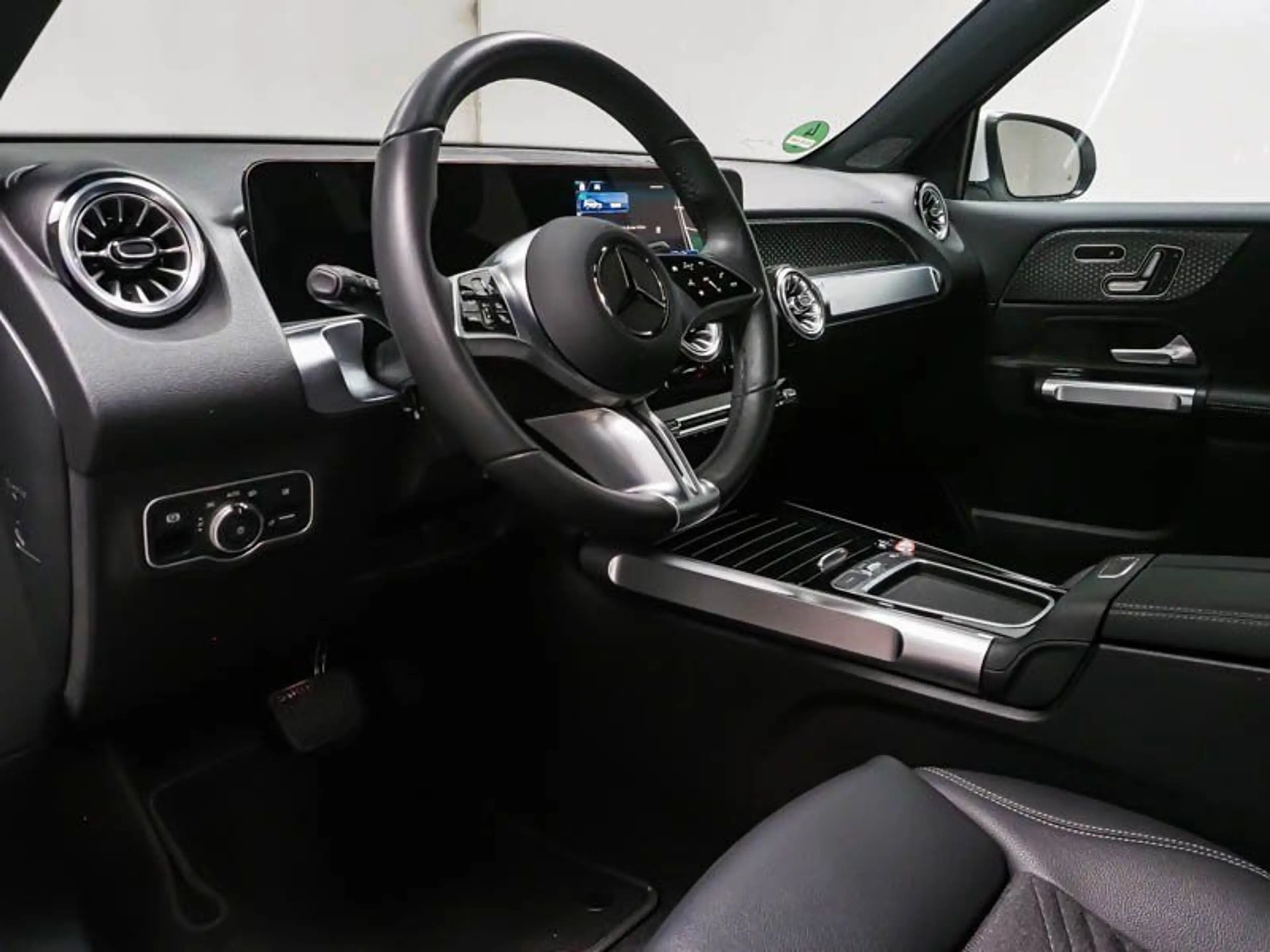 Mercedes-Benz EQB 250 PROGR-ADVANCED MEMORY FAP KAMERA WINTER — photo 7
