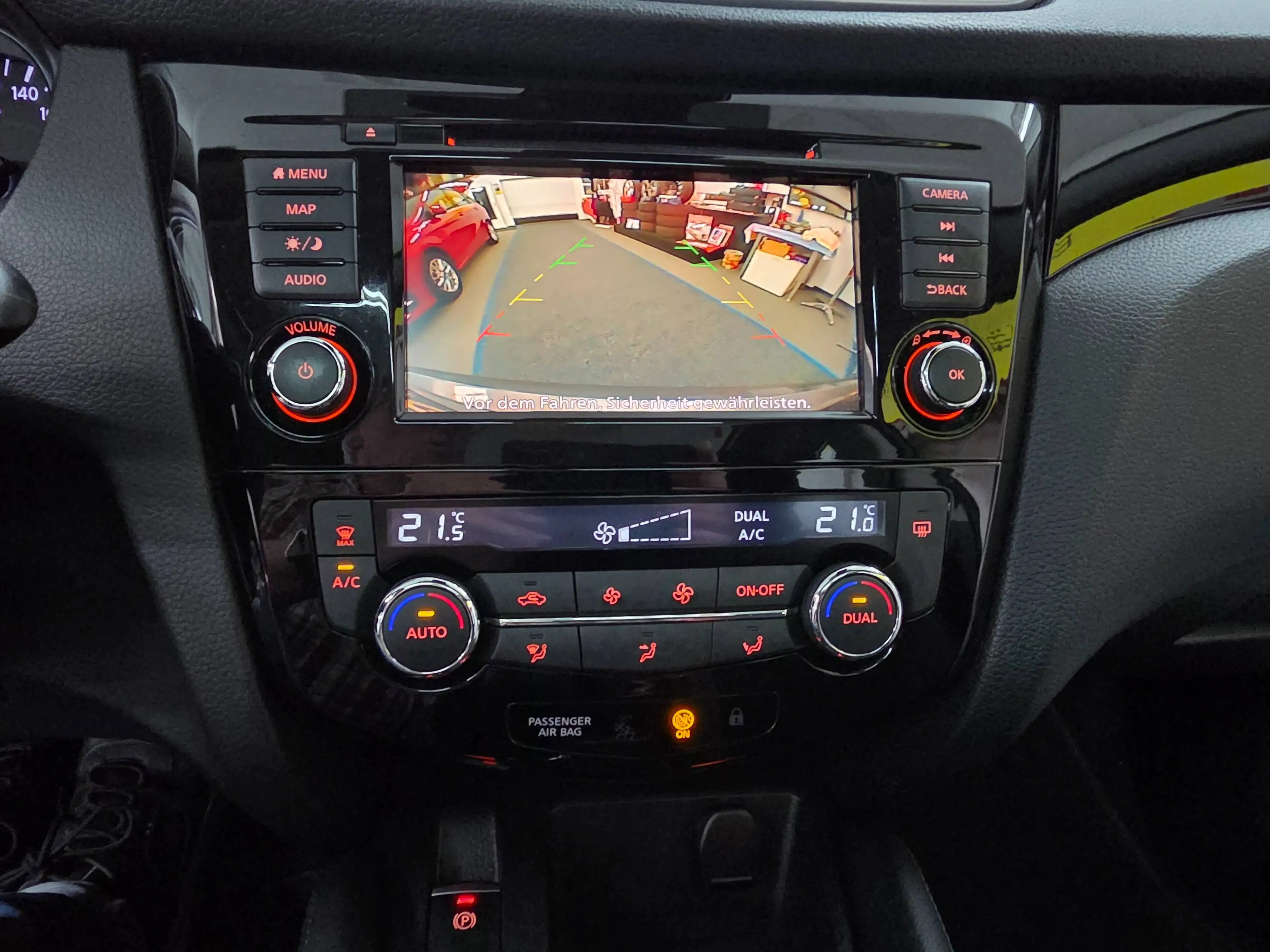 Nissan Qashqai Qashqai 1.3 VISIA Kamera,Spurp.,Panod.,DAB,8-fach ber.,Garantie ! — photo 8