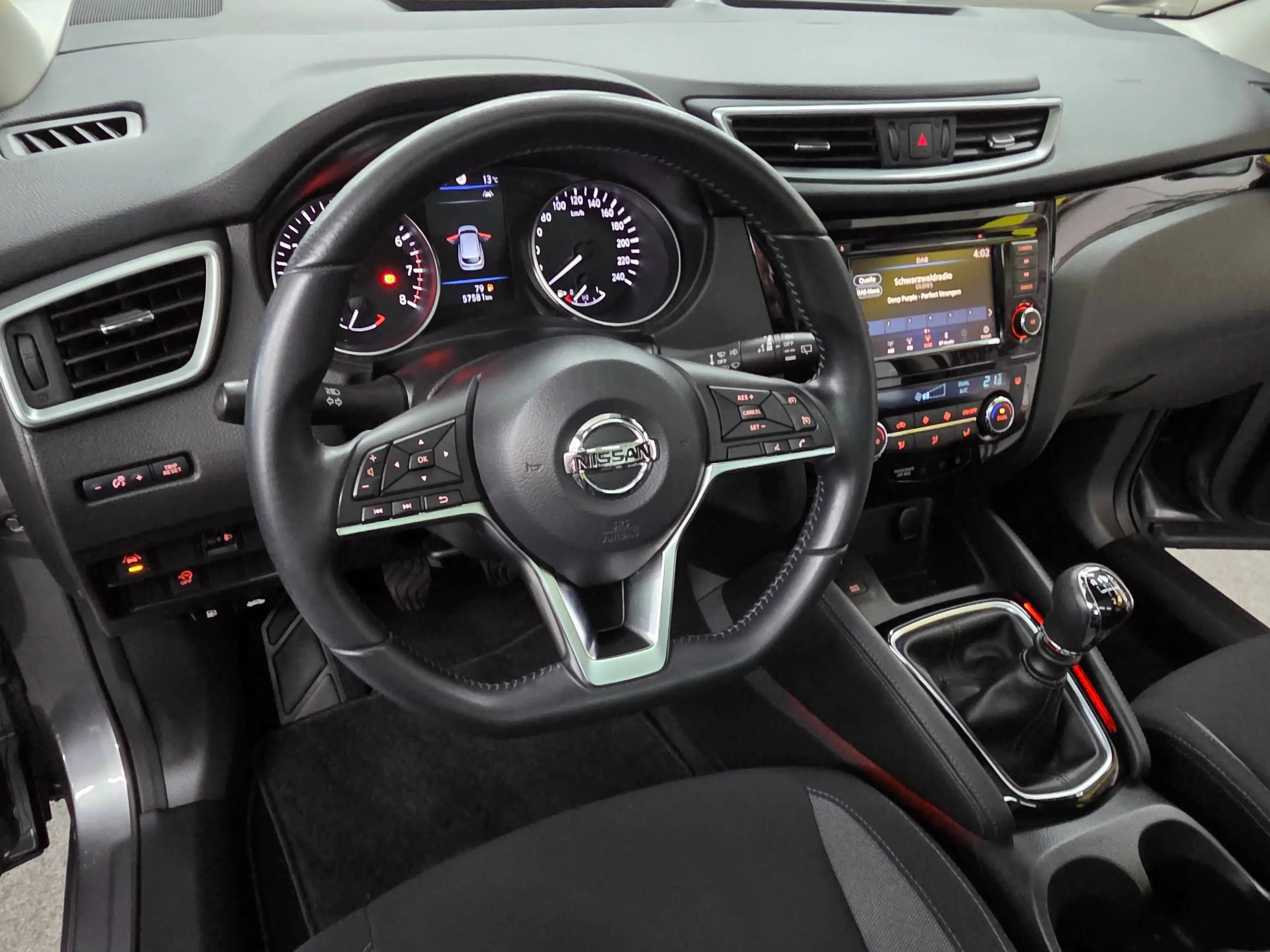Nissan Qashqai Qashqai 1.3 VISIA Kamera,Spurp.,Panod.,DAB,8-fach ber.,Garantie ! — photo 11