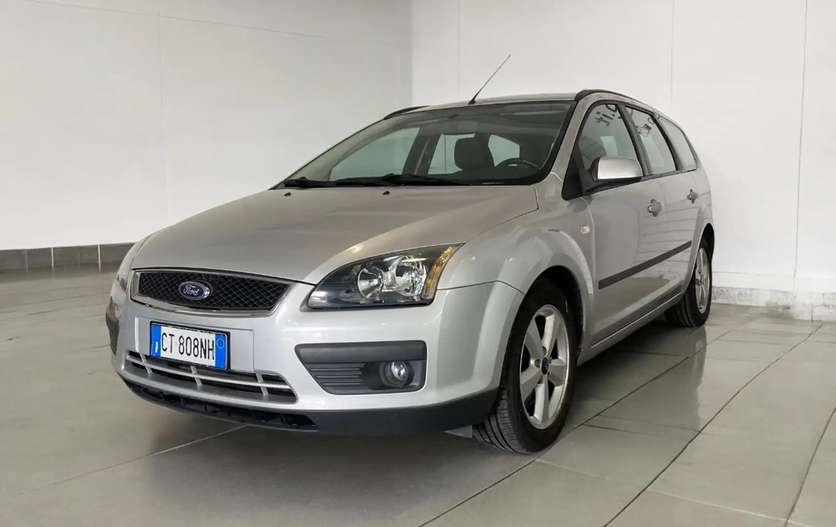 Ford Focus 2.0 TDCi (136CV) S.W. Argento - 1