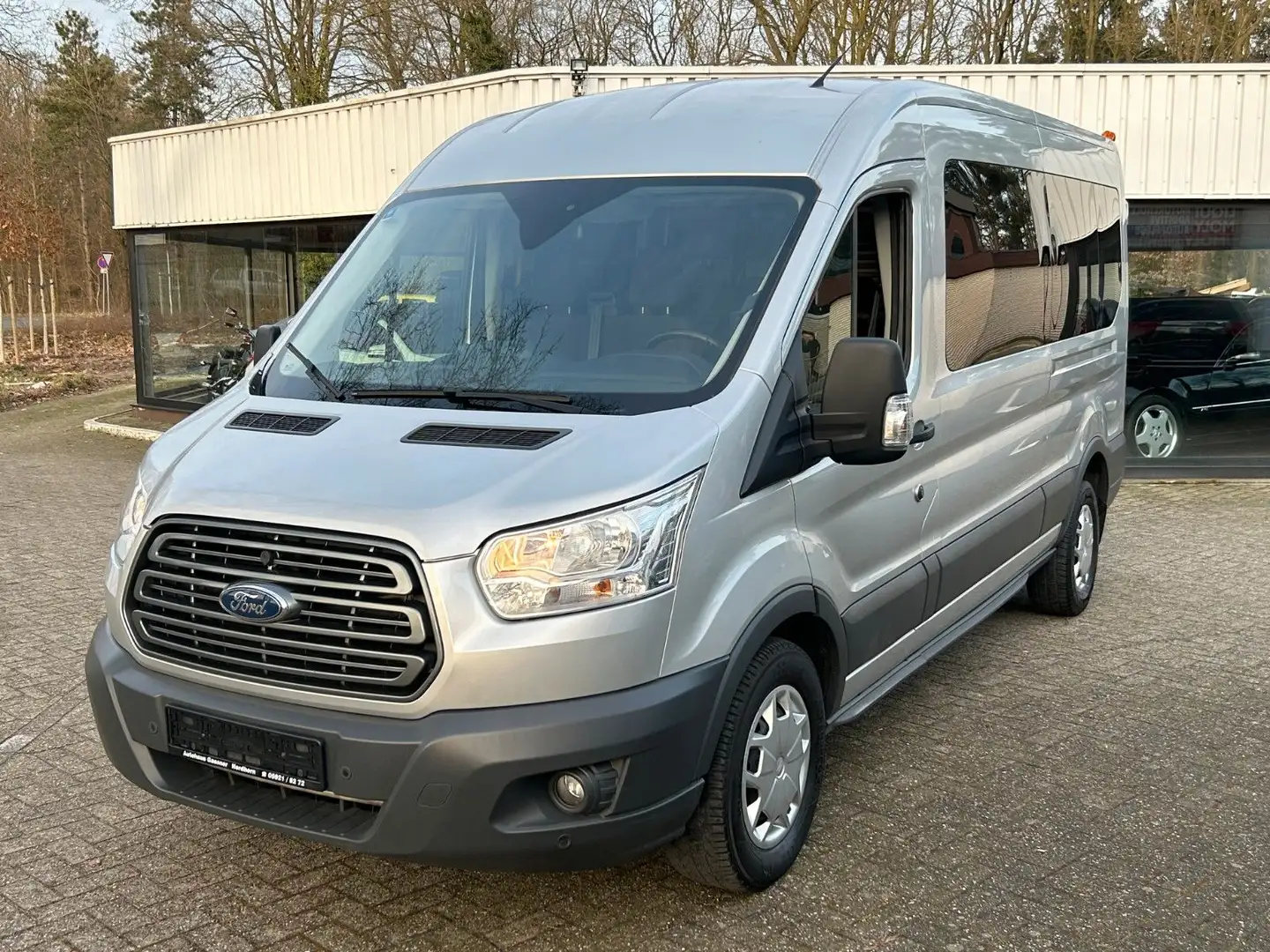 Ford Transit Kombi 350 L3 Trend 2.0 TDCI 9-Sitzer Argento - 1
