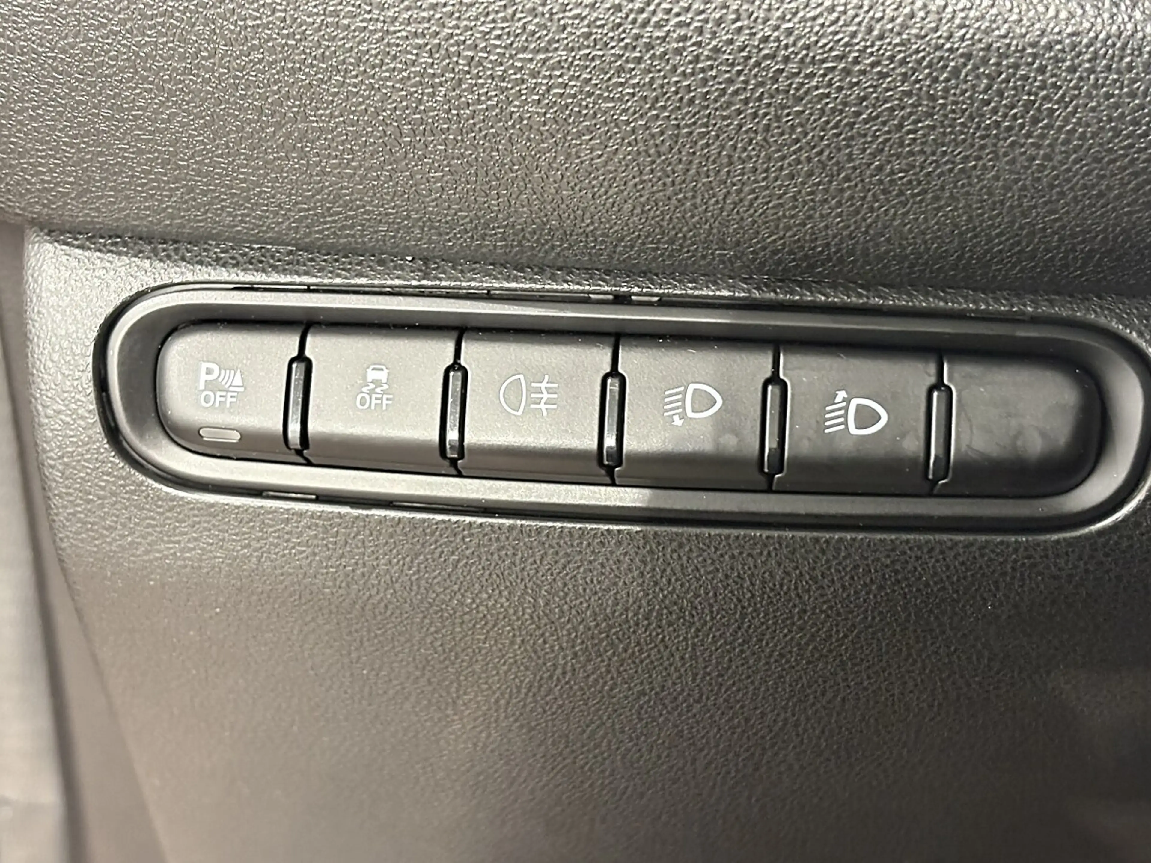 Fiat 500e 500 Elektro La Prima 3+1 42 kWh — photo 12
