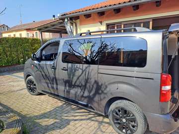 2.0  180 CV 8 POSTI BLACK EDITION medium