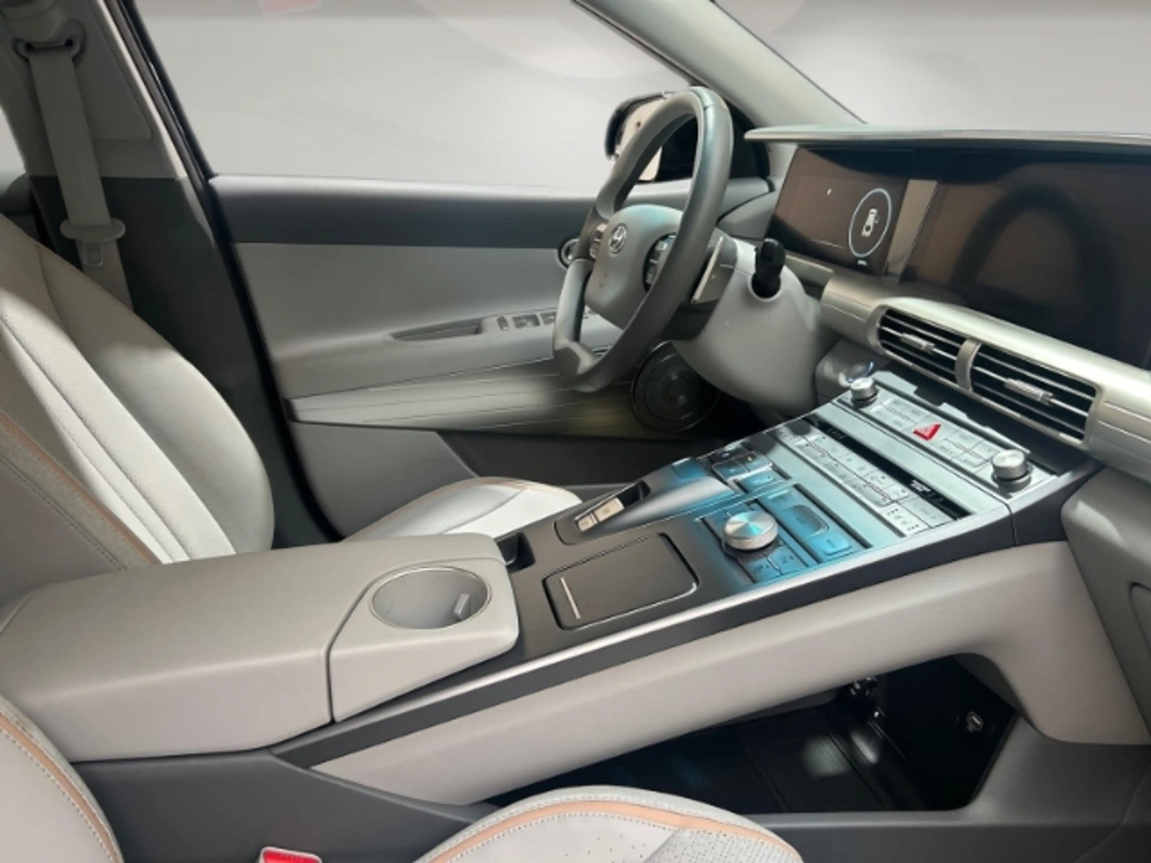 Hyundai NEXO Prime mit Schiebedach - DRESEN SONDERAKTION — photo 15