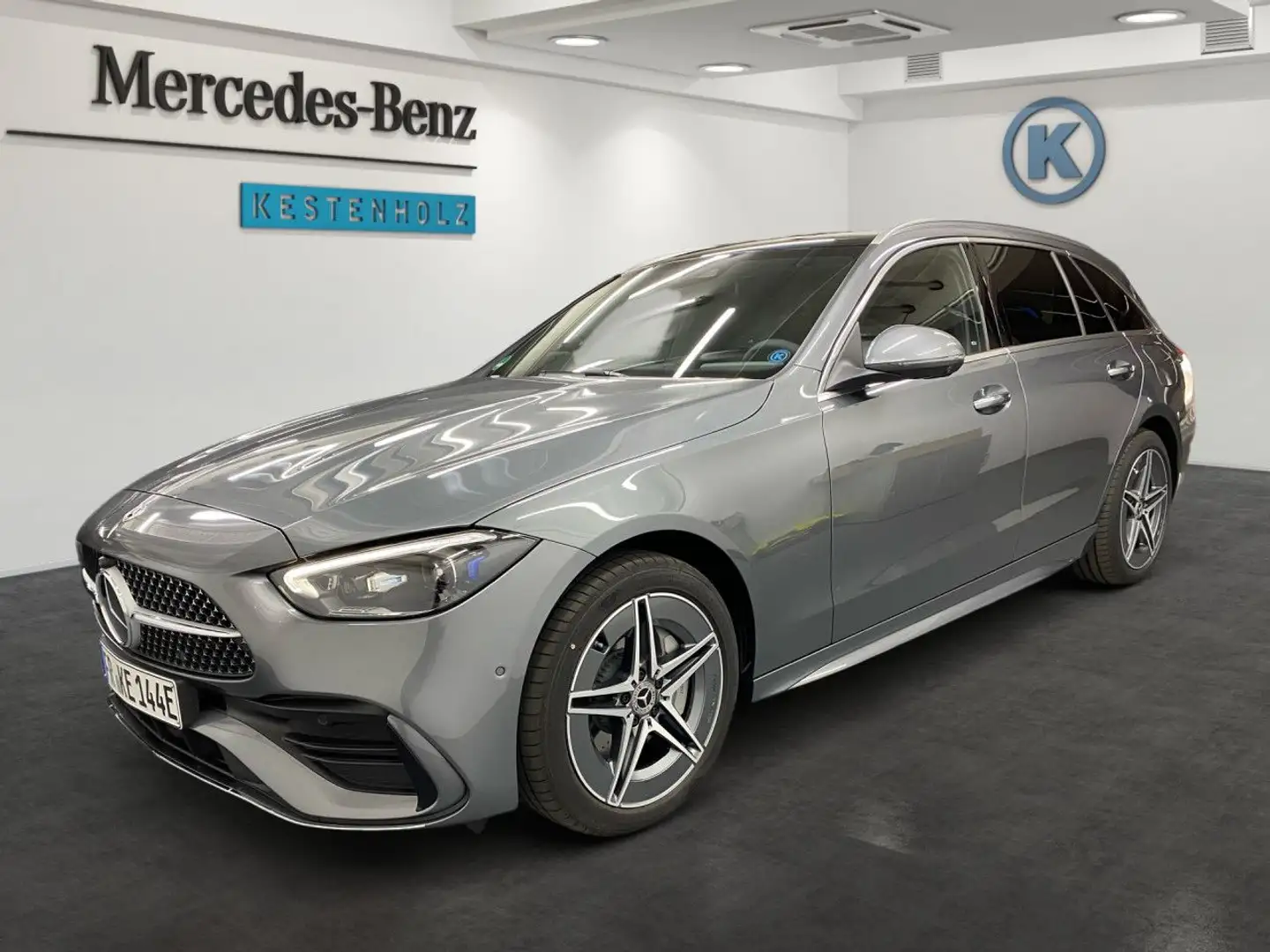 Mercedes-Benz C 300 de T AMG+AHK+PANO+HANDS-FREE+360°+DIGITAL Grau - 2