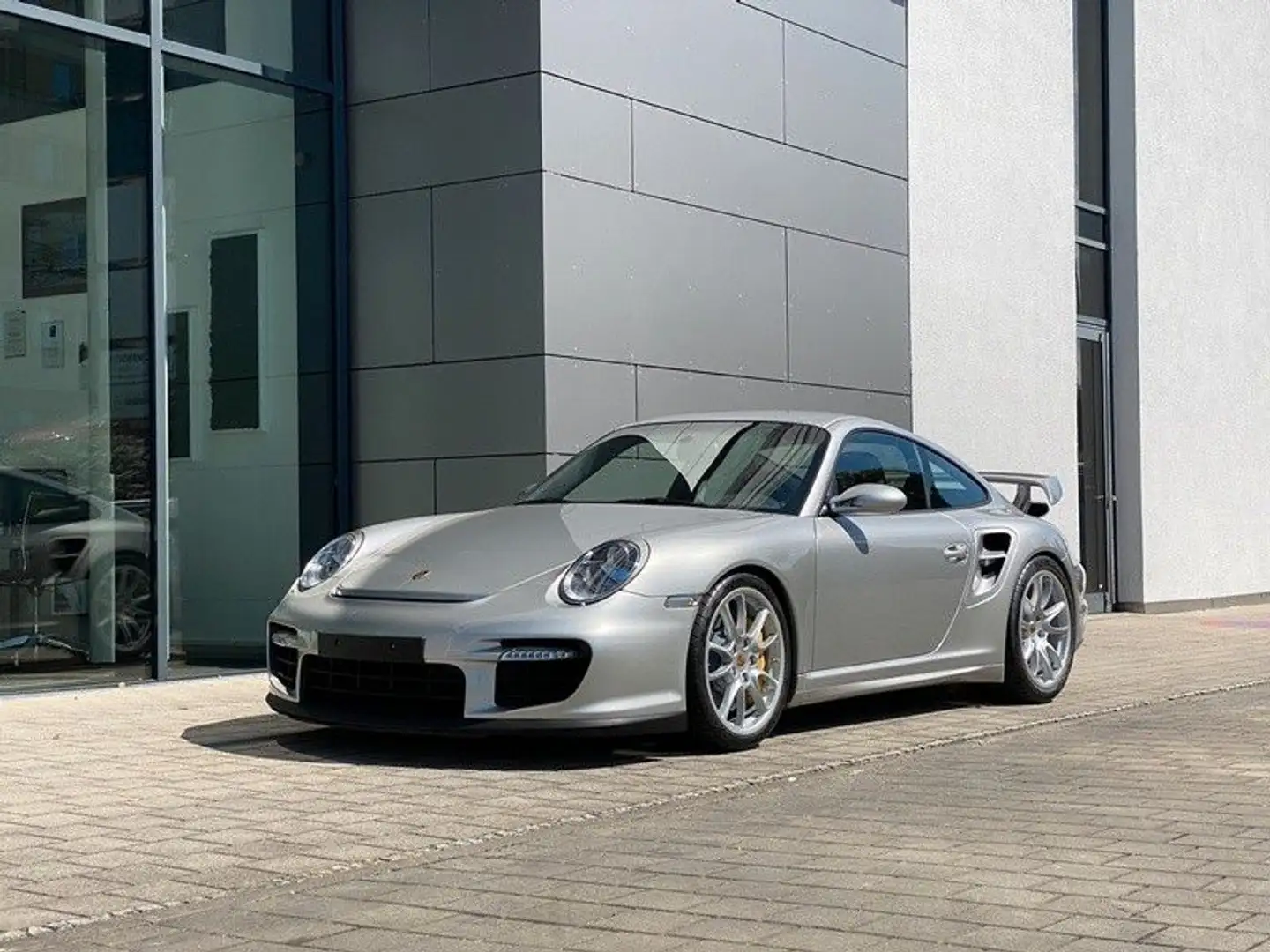Porsche 997 GT2 MwSt. 1.Hand Zilver - 1