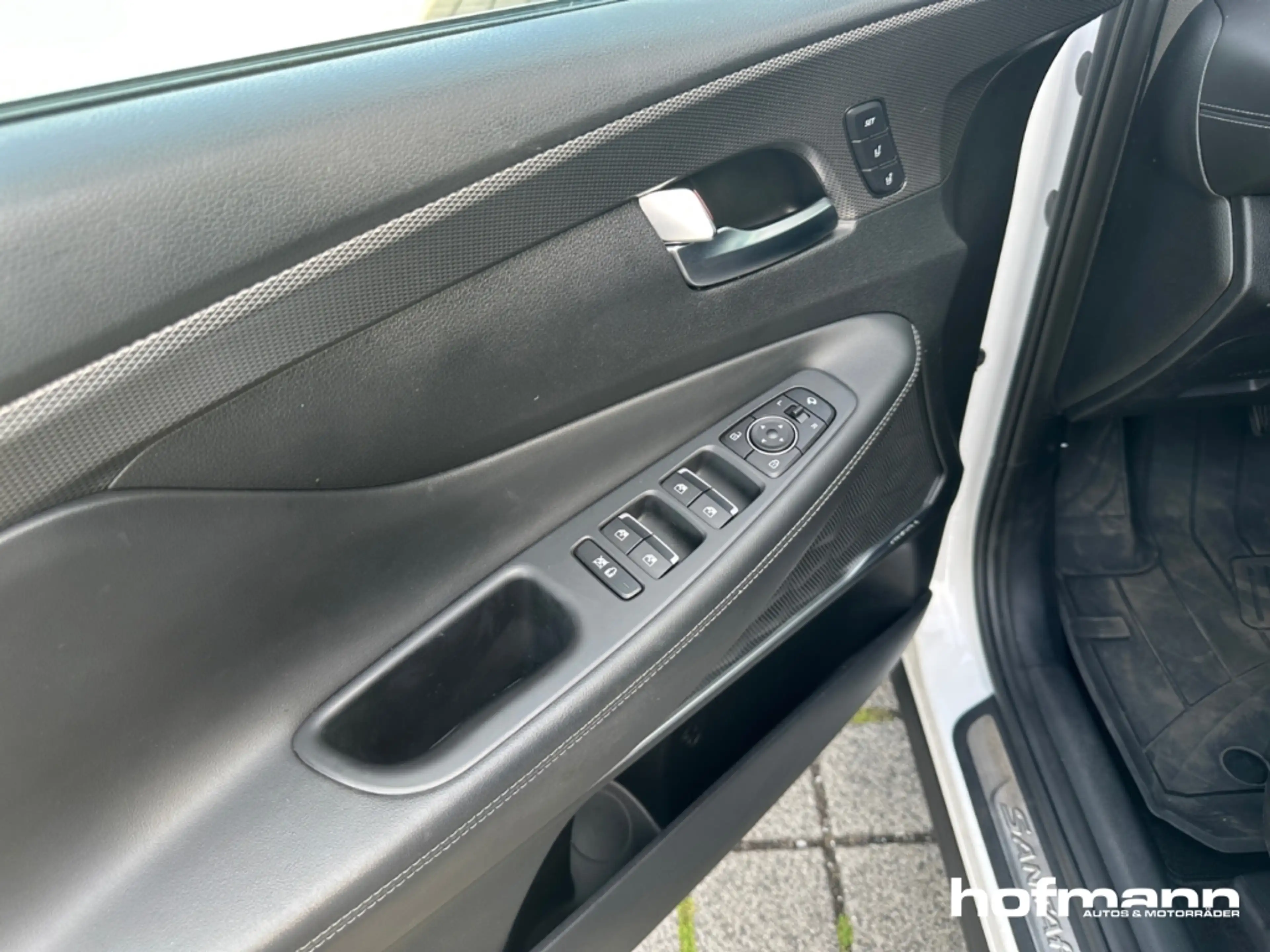 Hyundai SANTA FE Premium 4WD AHK Navi Soundsystem 360 Kamera Klimas — photo 17