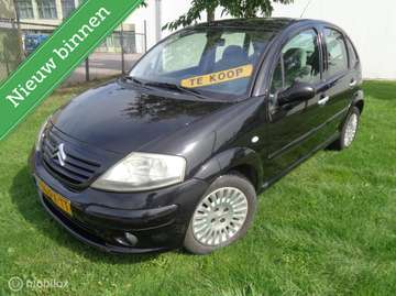 1.6i-16V Exclusive/Stuurbekr/Airco/Trekhaak/APK to