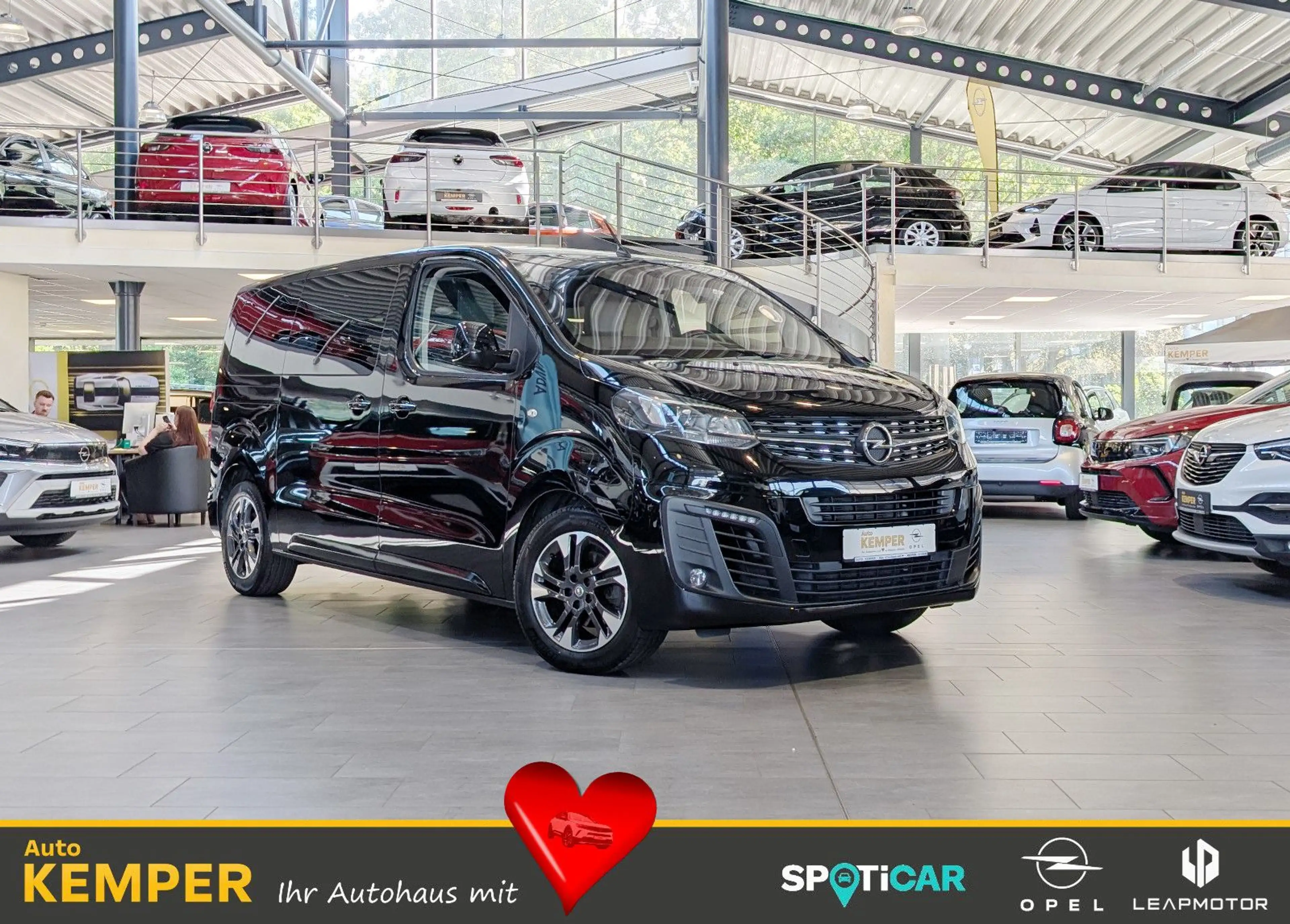 Opel Zafira Life 2.0 D Tourer M Autom. *Pano*Navi*