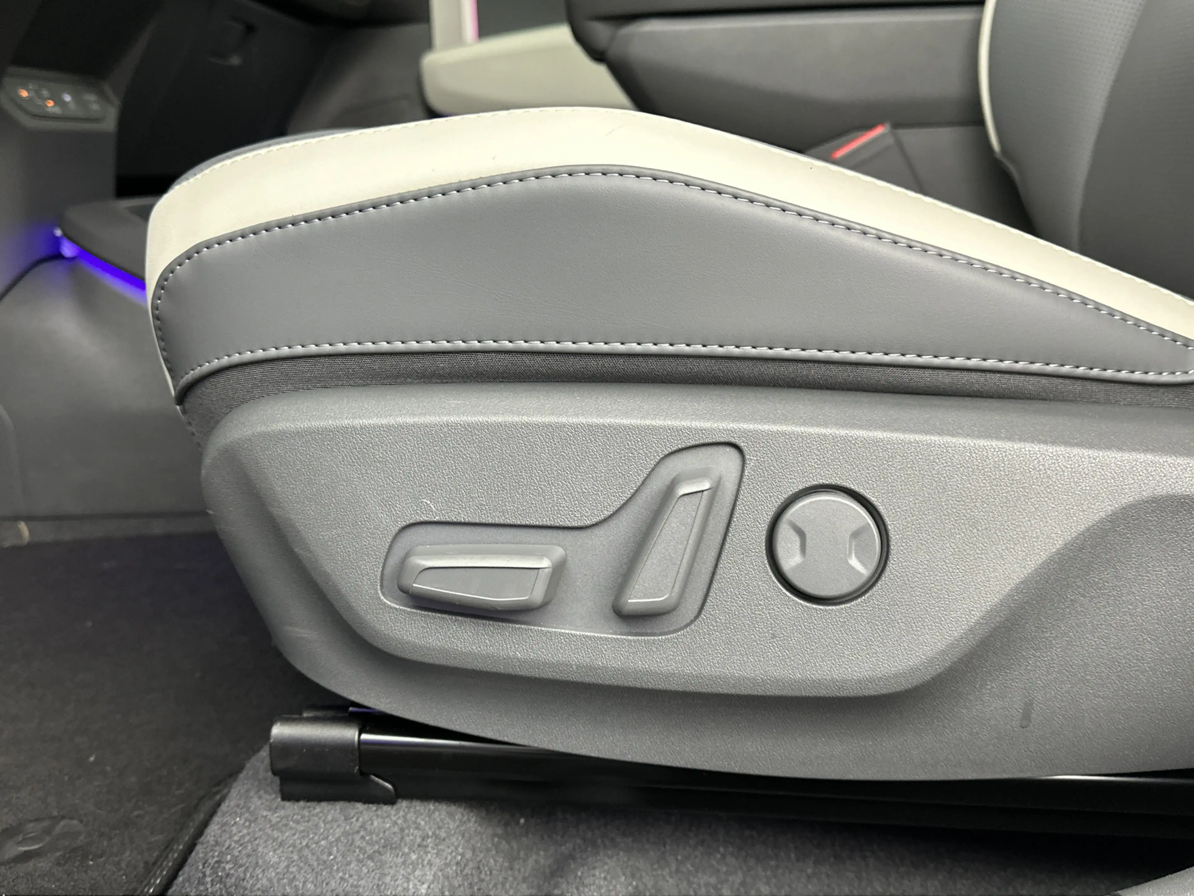 Kia EV3 GT-Line 81.4 kWh | demonstratieauto | Lichtmetalen — photo 12