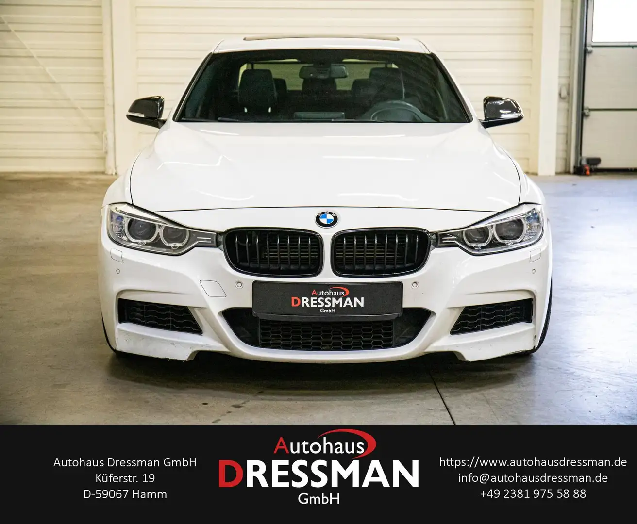 BMW 335 i Limousine xDrive M-Paket PANO MEMORY 19z - 2