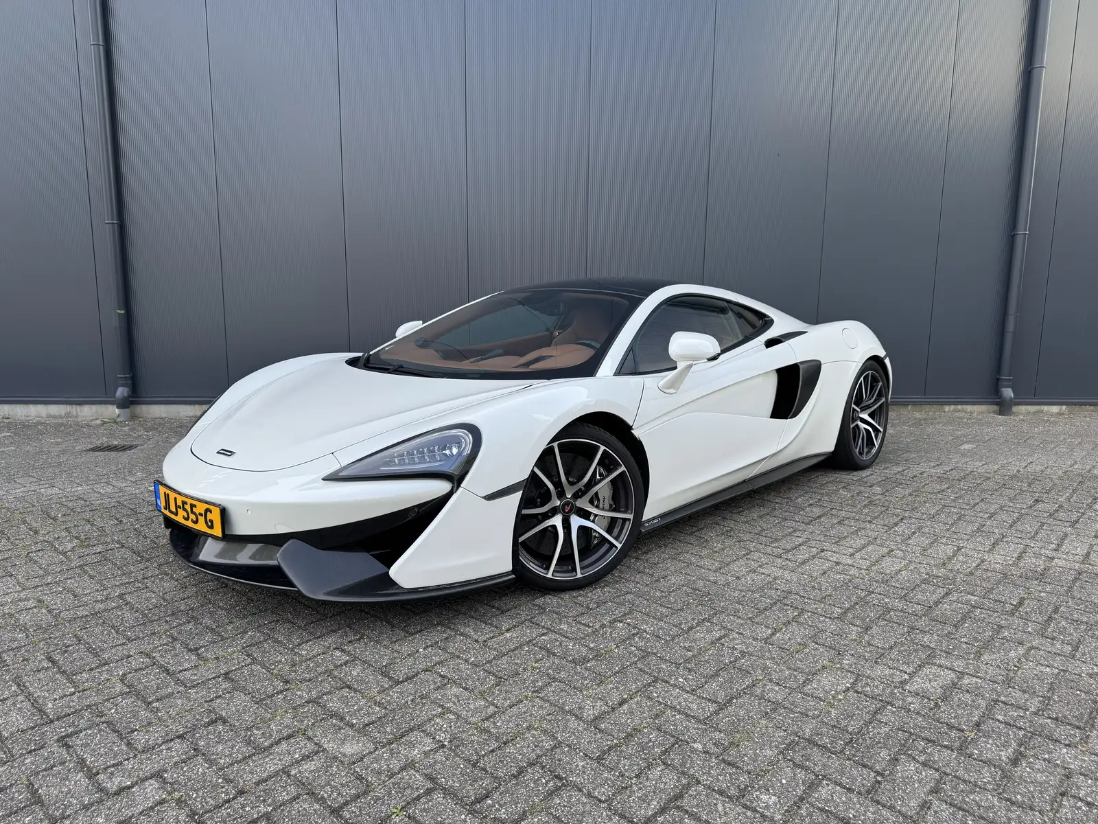 McLaren Keramisch / Lift / B&W Audio / Camera / Memory