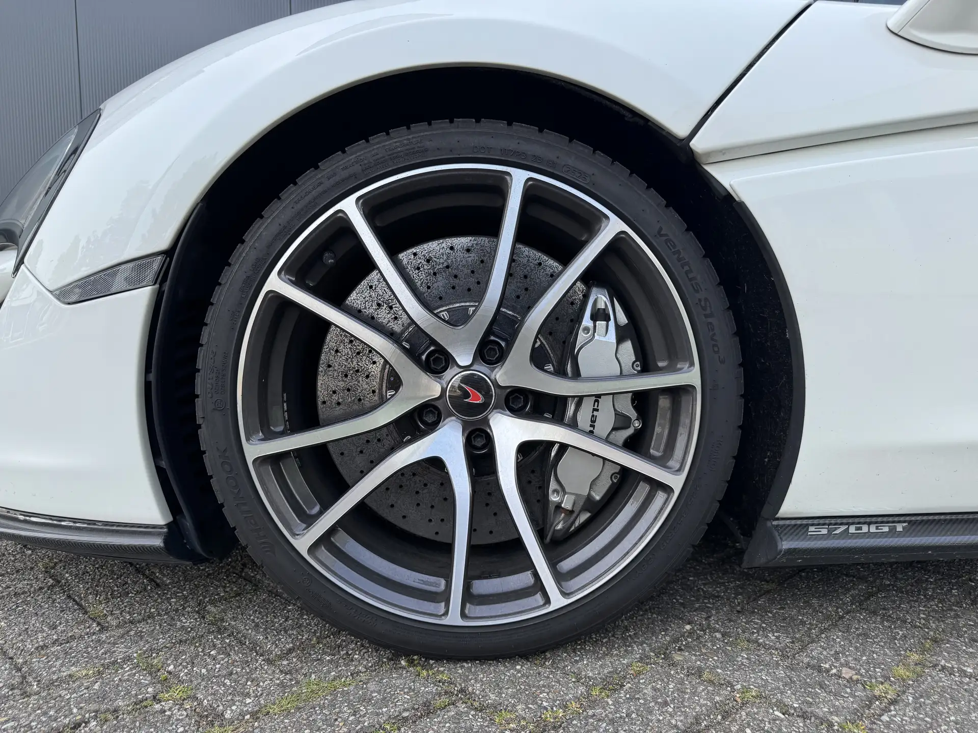 맥라렌 570GT 570 Sport Coupe 2016 흰색 사진 4