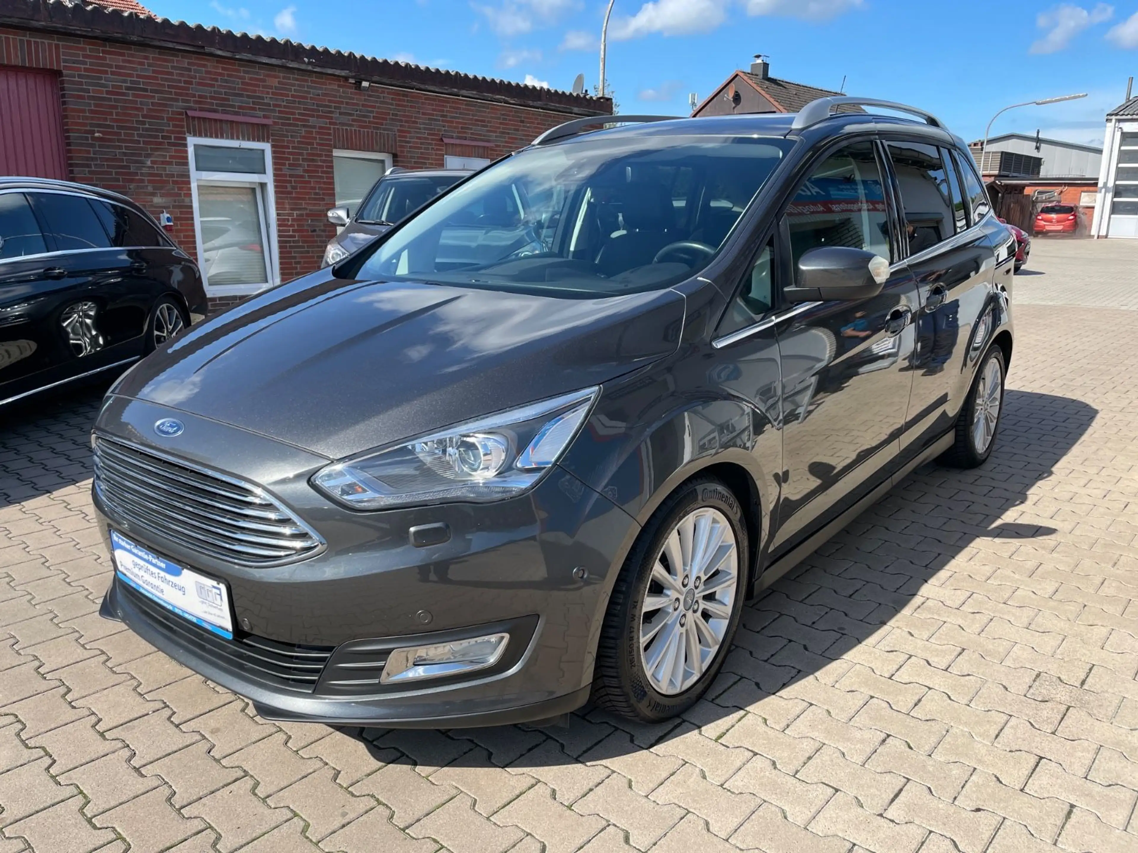 Ford Grand C-Max Titanium aus 2.Hand TÜV-AU NEU — photo 2