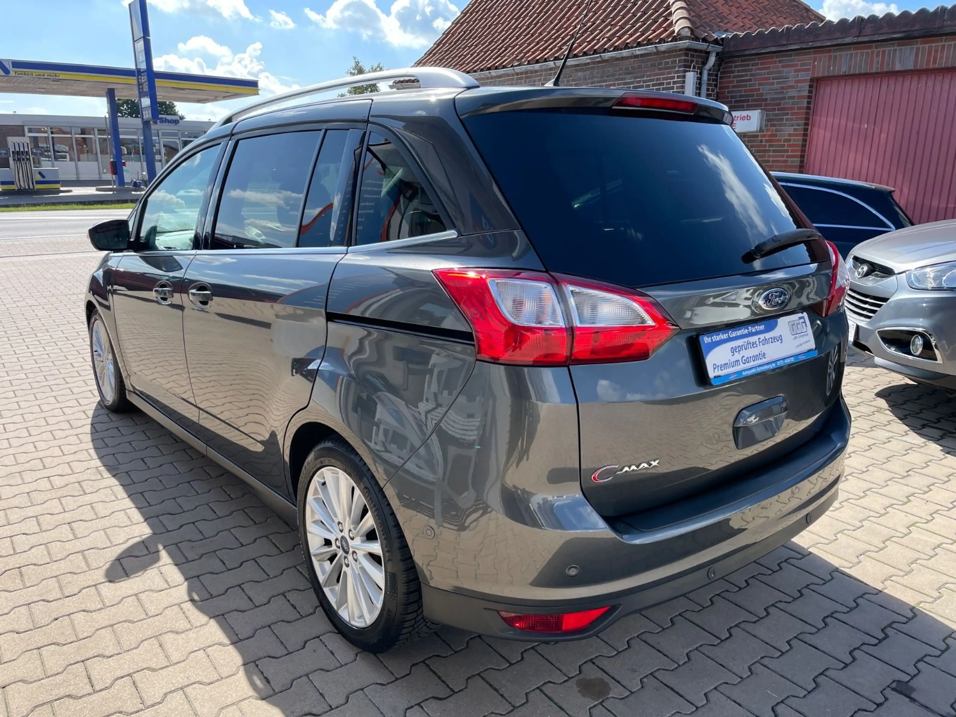 Ford Grand C-Max Titanium aus 2.Hand TÜV-AU NEU — photo 3
