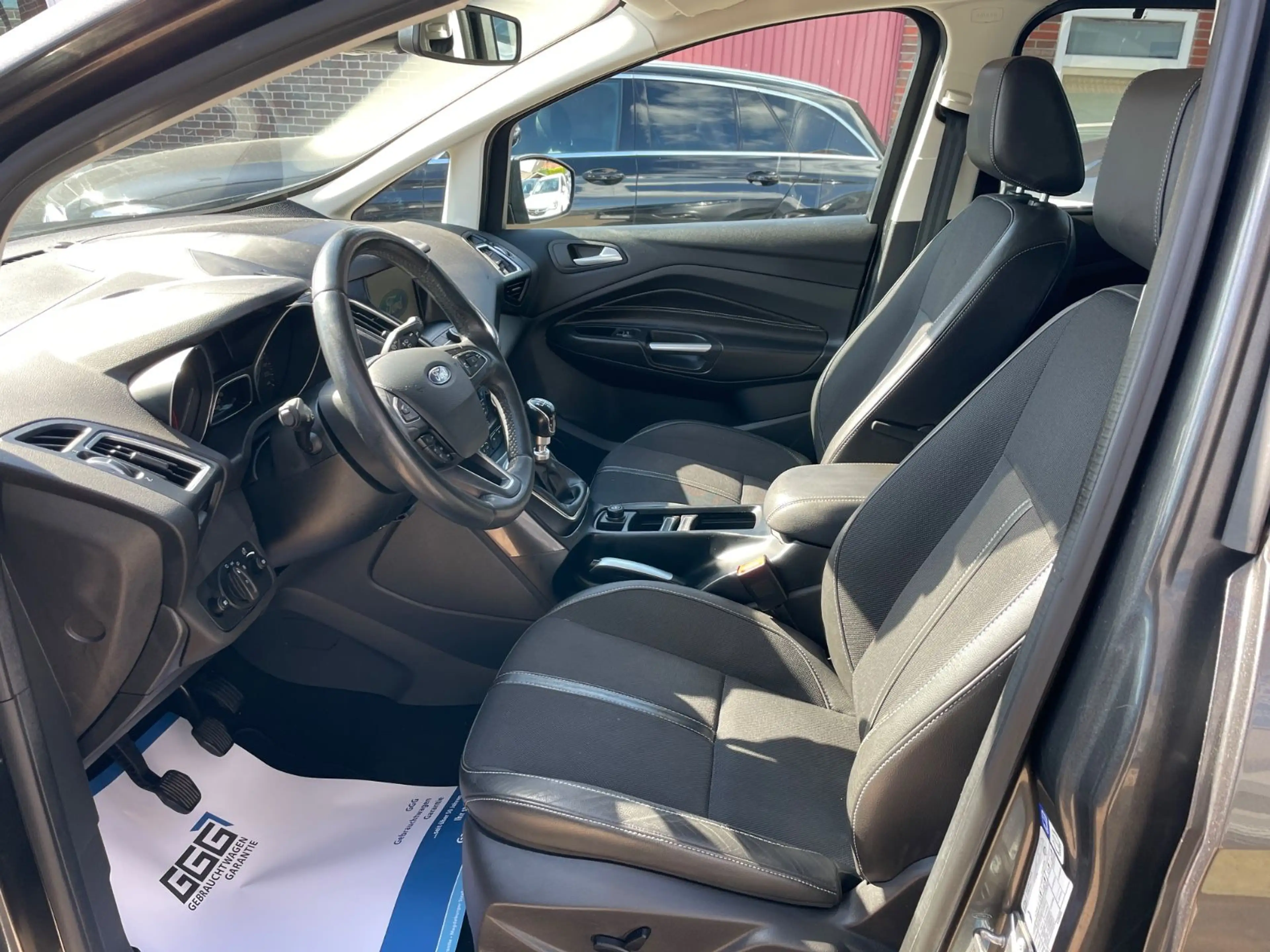 Ford Grand C-Max Titanium aus 2.Hand TÜV-AU NEU — photo 5