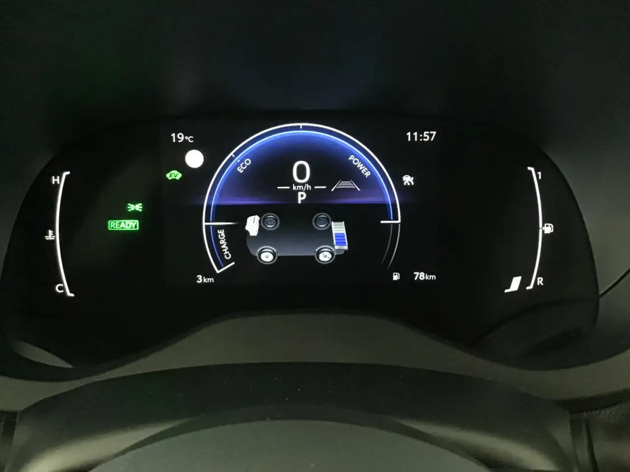 Toyota Yaris 1.5 Hybrid Teamplayer KAMERA ACC LED 15