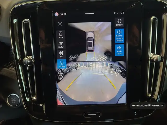 Volvo XC40 view 13