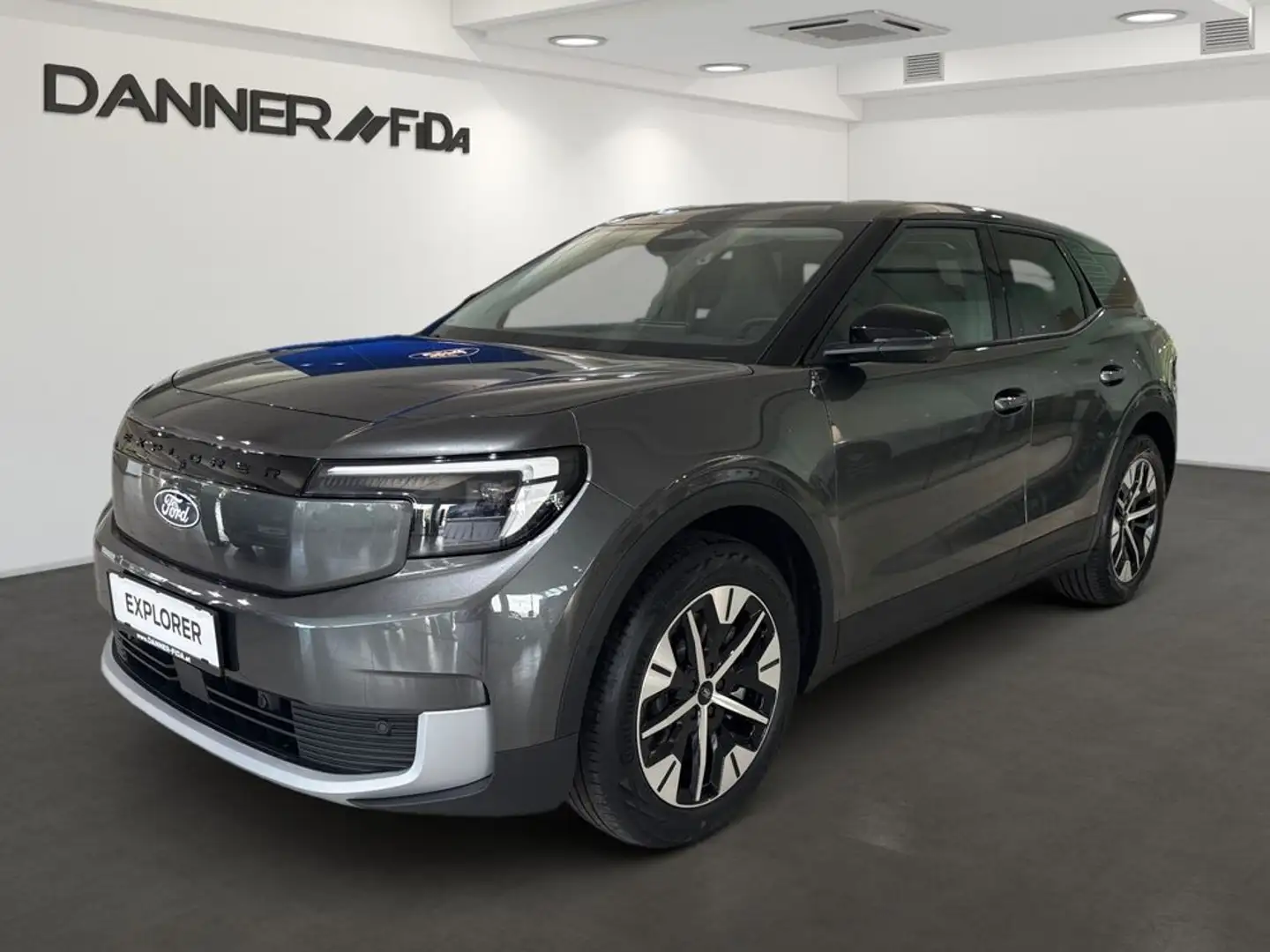 Ford Explorer SELECT 79 kWh Elektro 286 PS Grau - 1