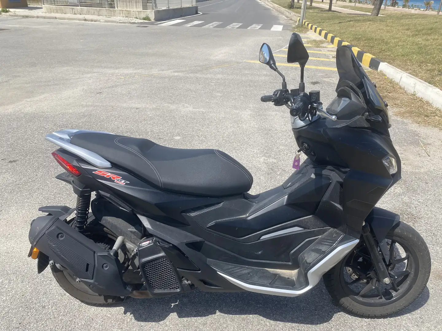 Aprilia SR 125 Nero - 2