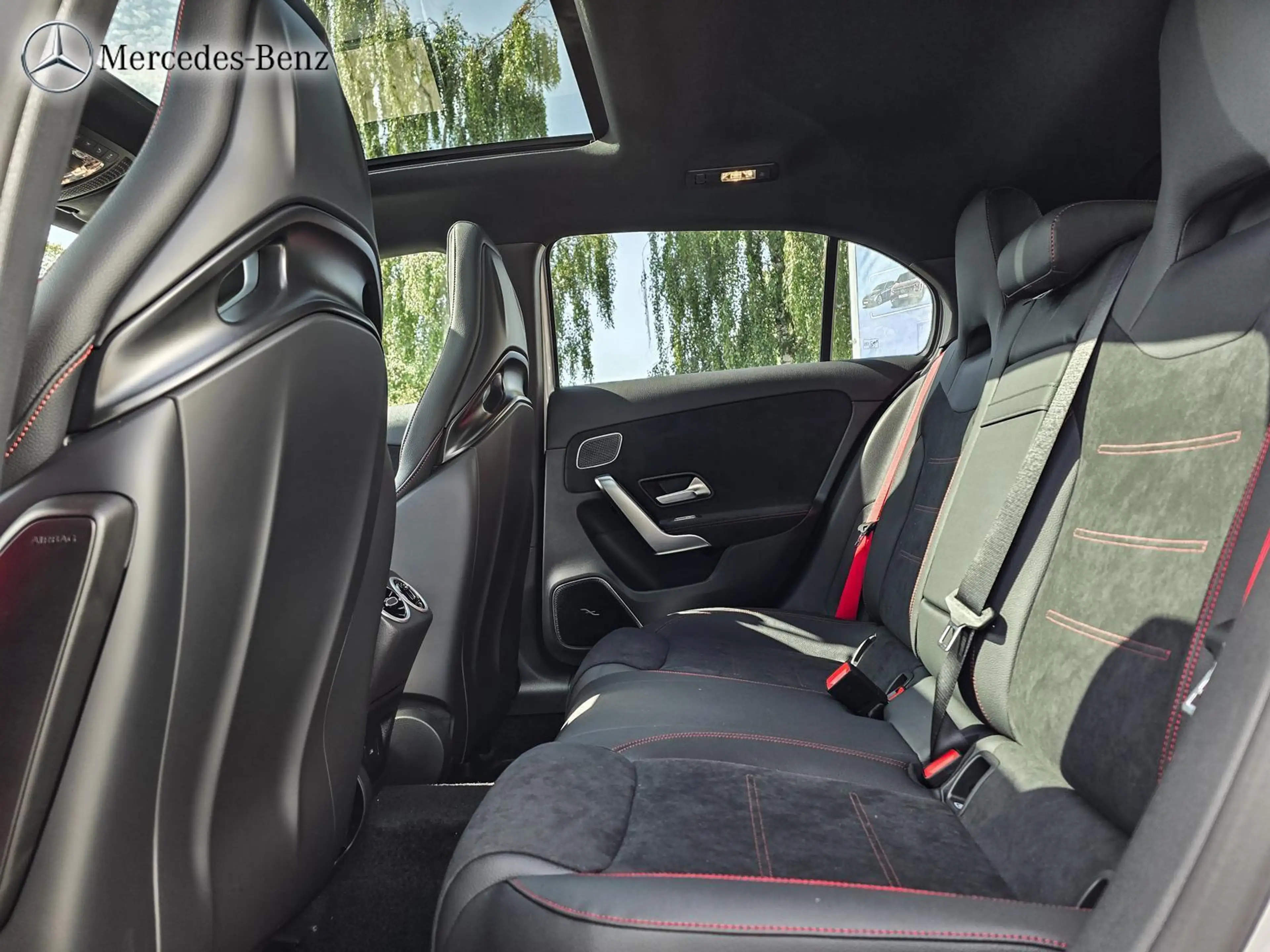 Mercedes-Benz A 45 AMG S 4M+ AMG MBUX+360°+M-LED+Pano+19+Nigh — photo 9
