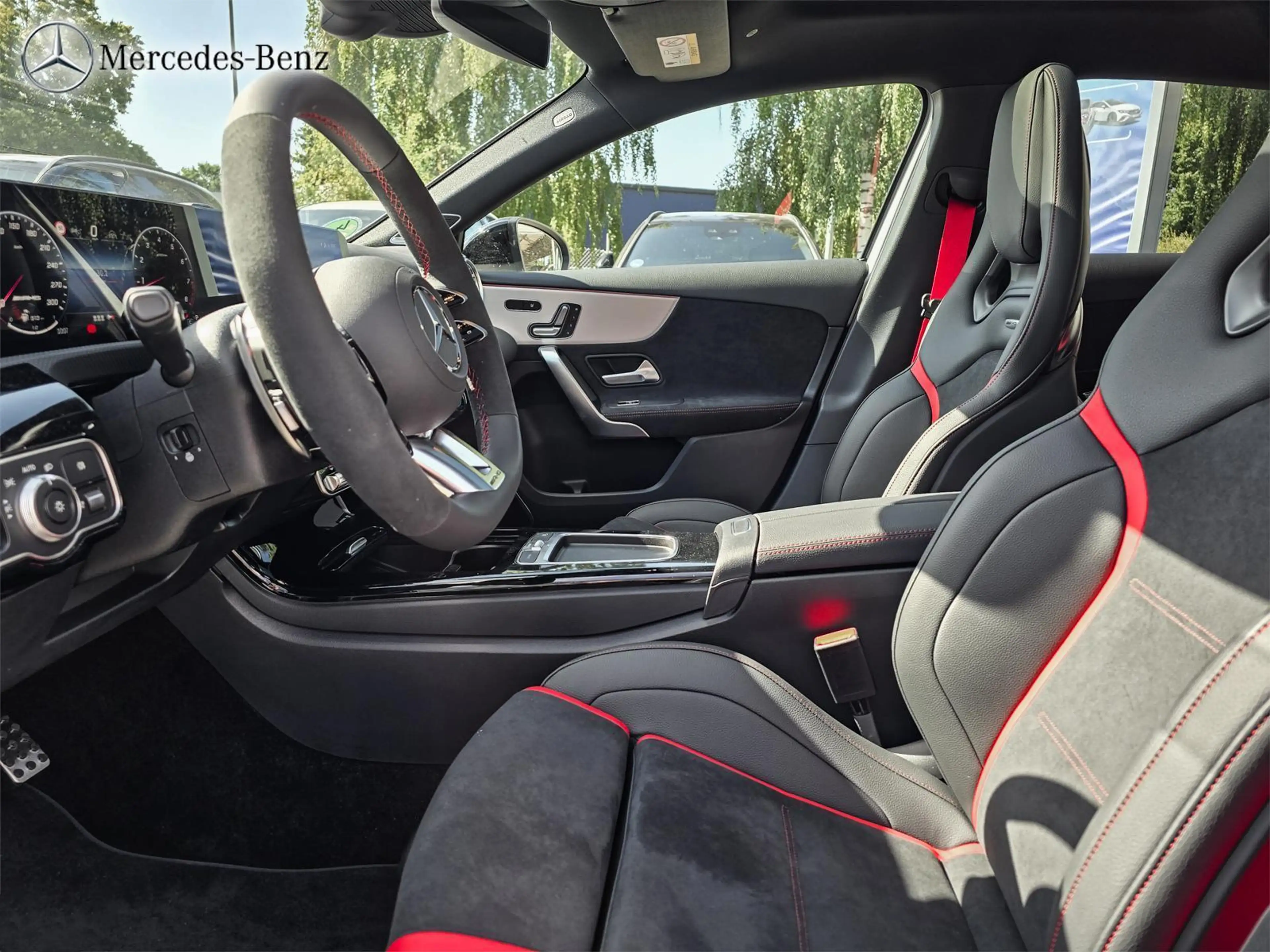 Mercedes-Benz A 45 AMG S 4M+ AMG MBUX+360°+M-LED+Pano+19+Nigh — photo 6