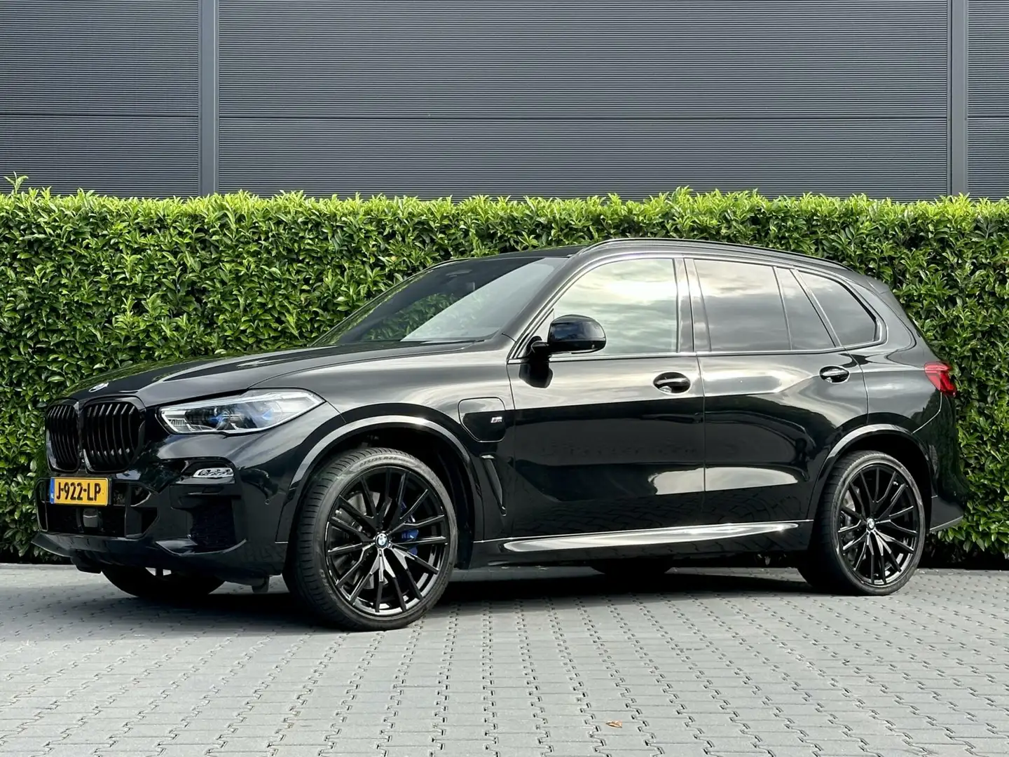 BMW X5 xDrive45e High Executive, NIEUW MODEL, M-SPORT, SK Zwart - 1