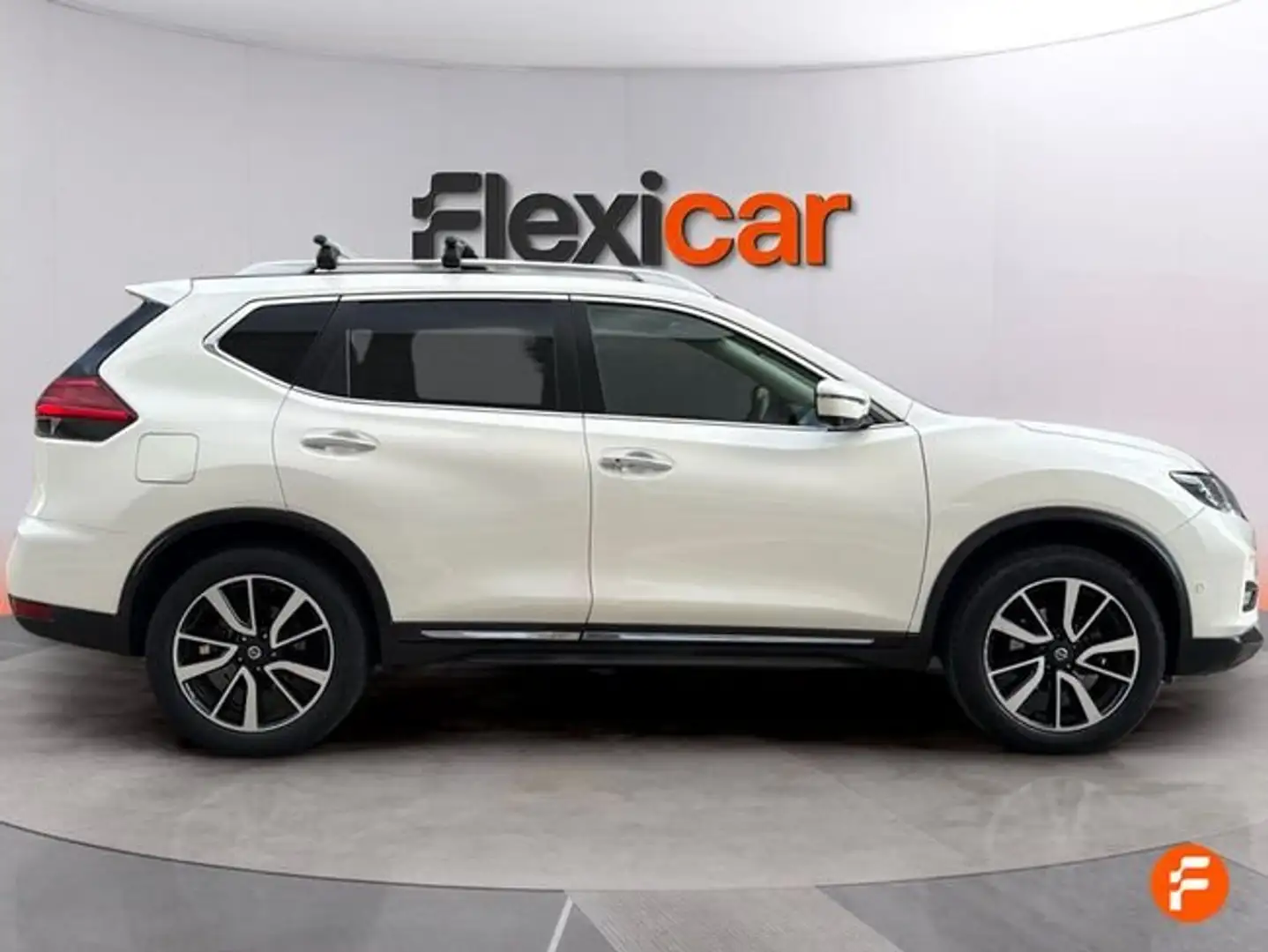 Nissan X-Trail 5P DIG-T 120 kW (160 CV) E6D DCT TEKNA Blanco - 2